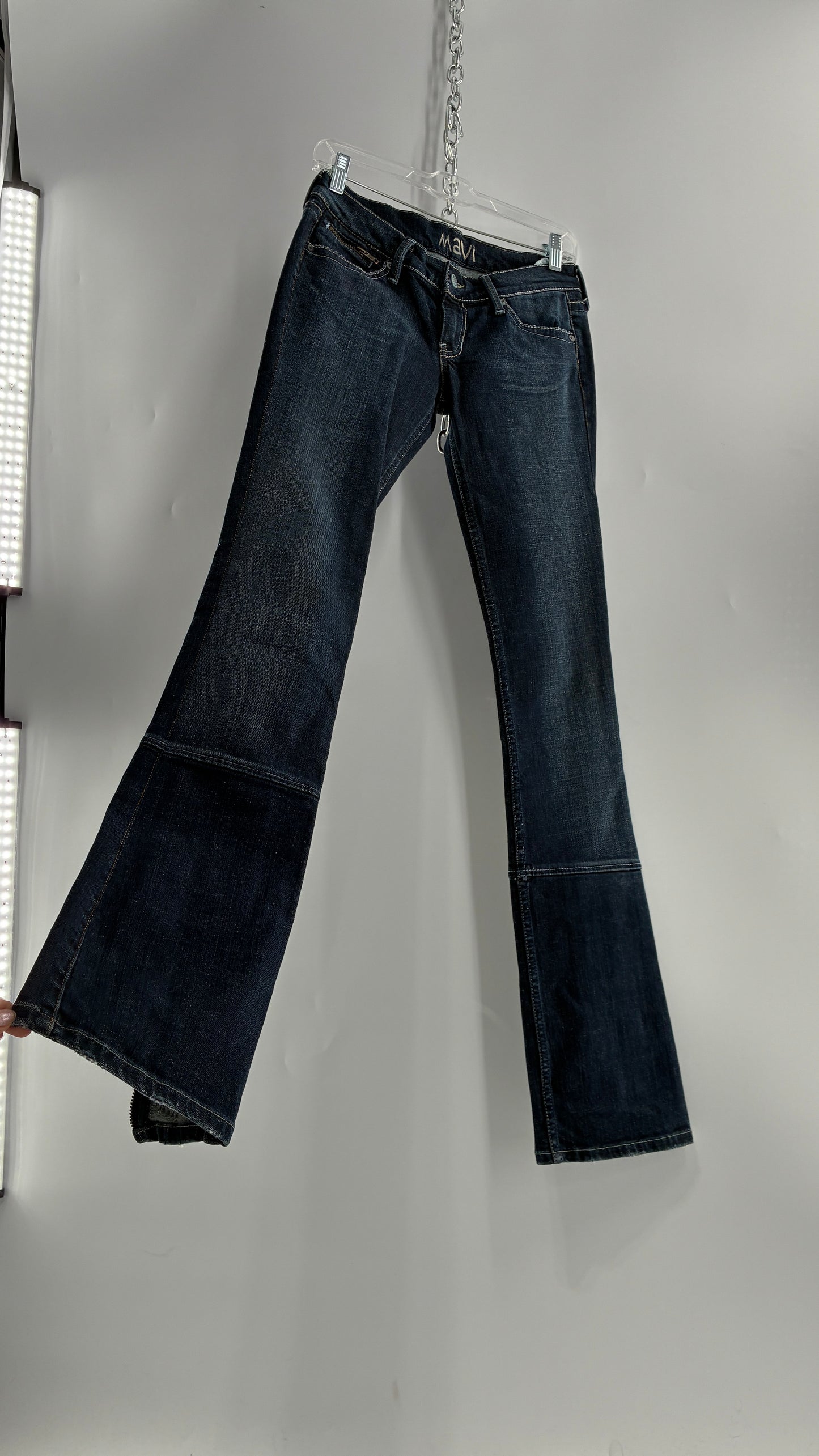 Vintage Mavi Low Rise Jeans with Zippered Bum and Ankle Details (25)