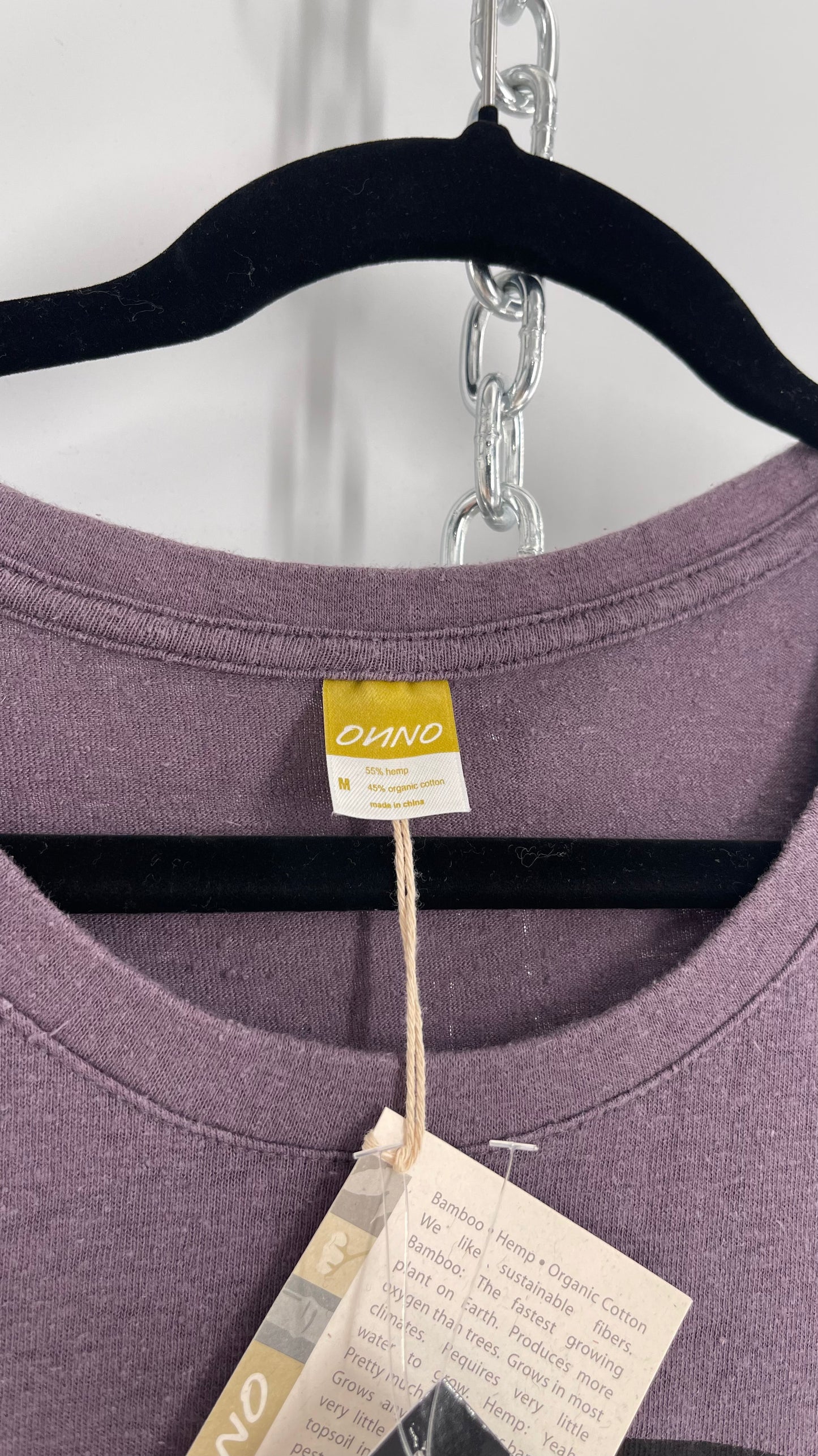 ONNO 55% Hemp 45% Organic Cotton T Shirt with Tags (Medium)