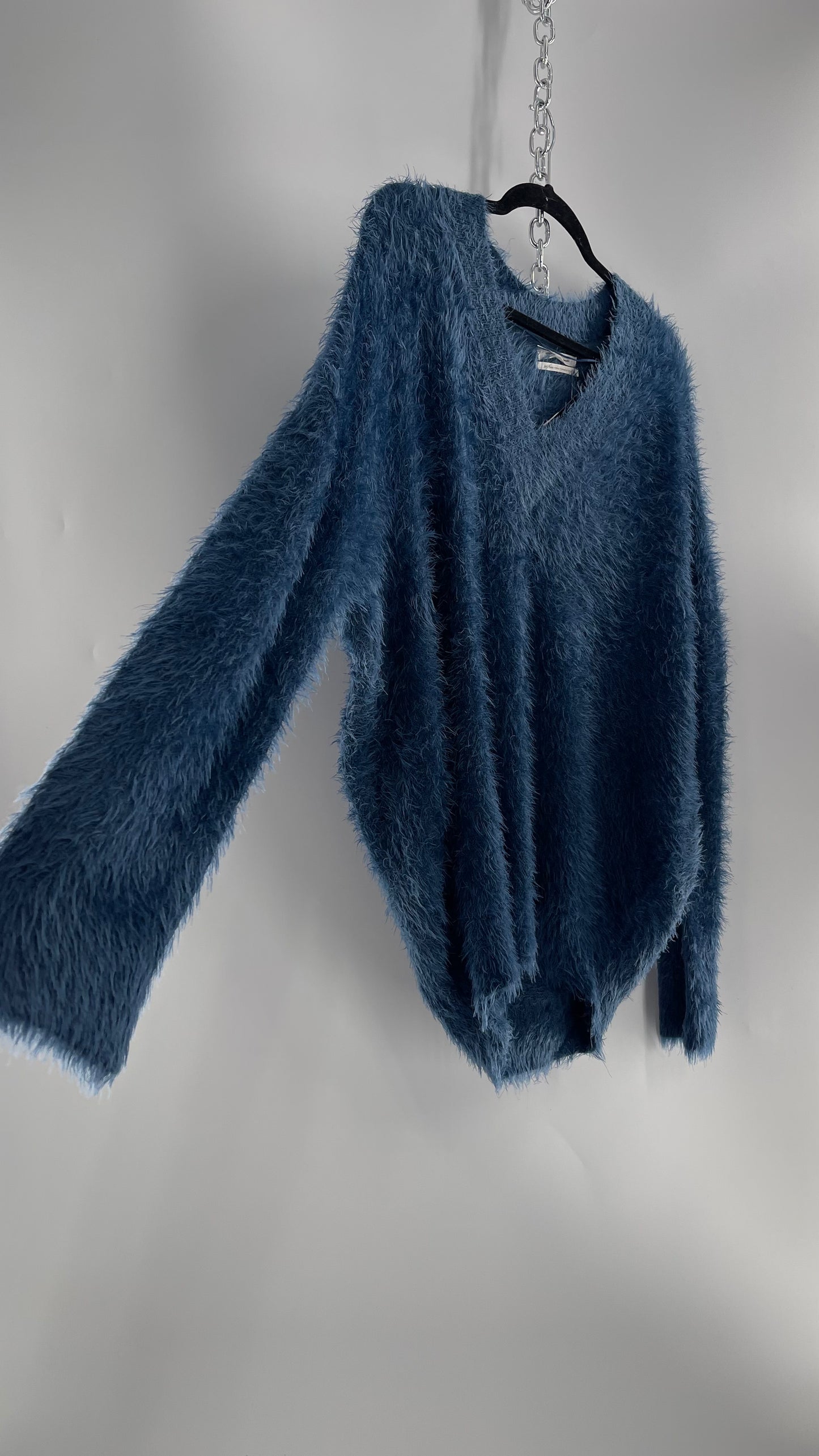 Urban Outfitters Blue Shaggy/Fuzzy Slouchy Sweater (Small)