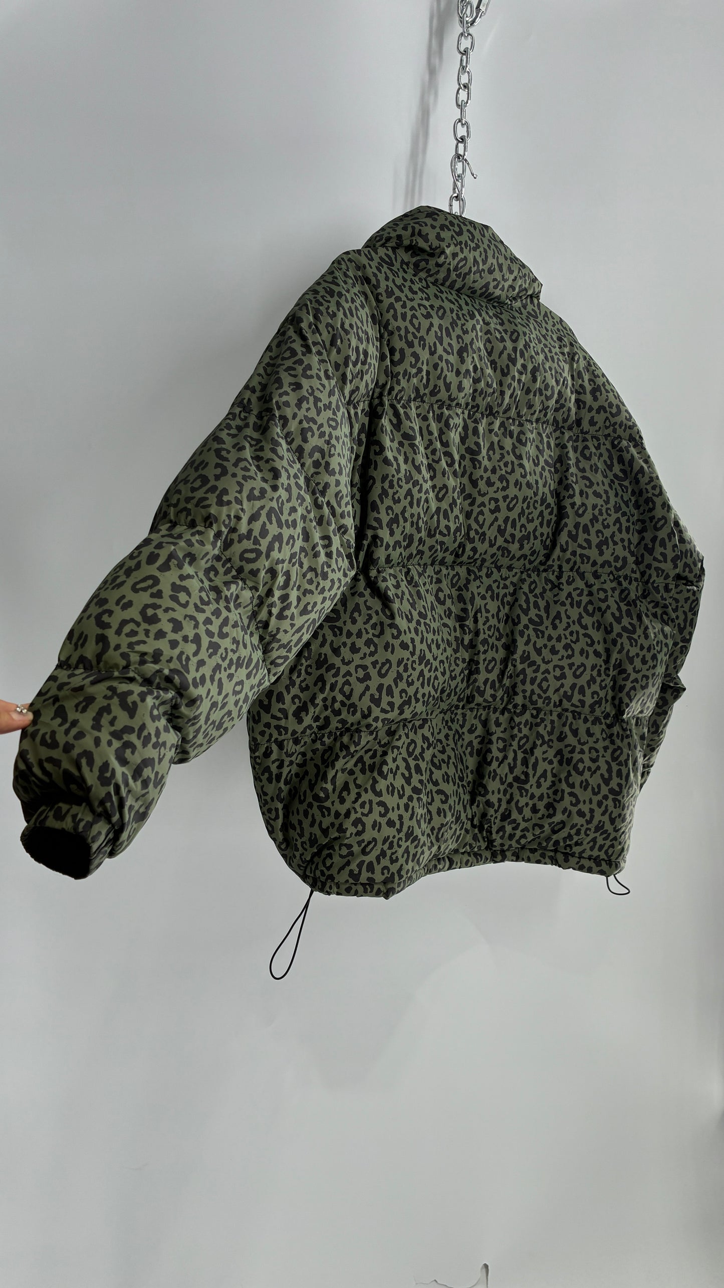 PACSUN Army Green Leopard Print Puffer Jacket (Large)