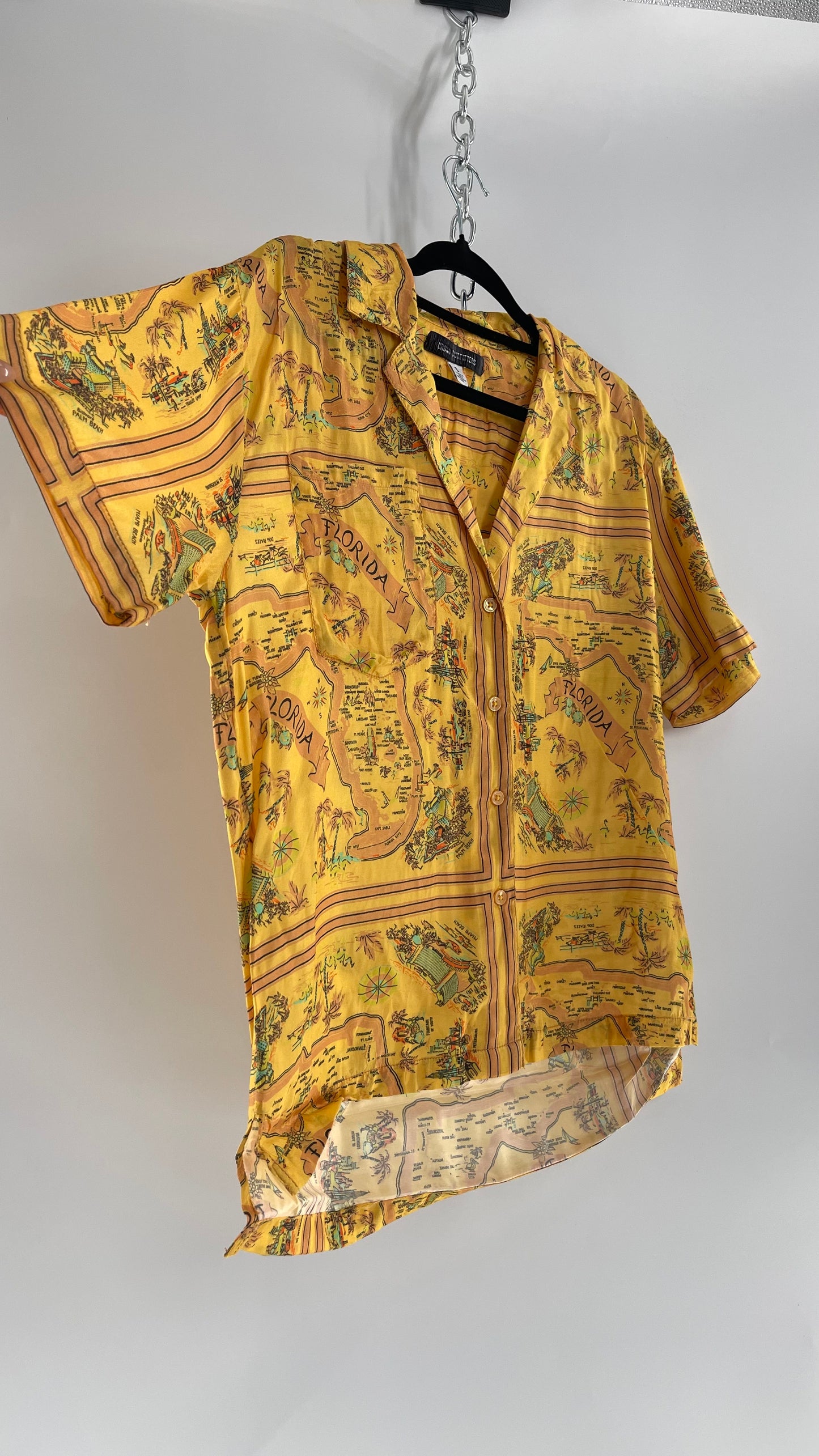 Urban Outfitters Yellow Old School Map of Florida Men’s Button Up (Small)