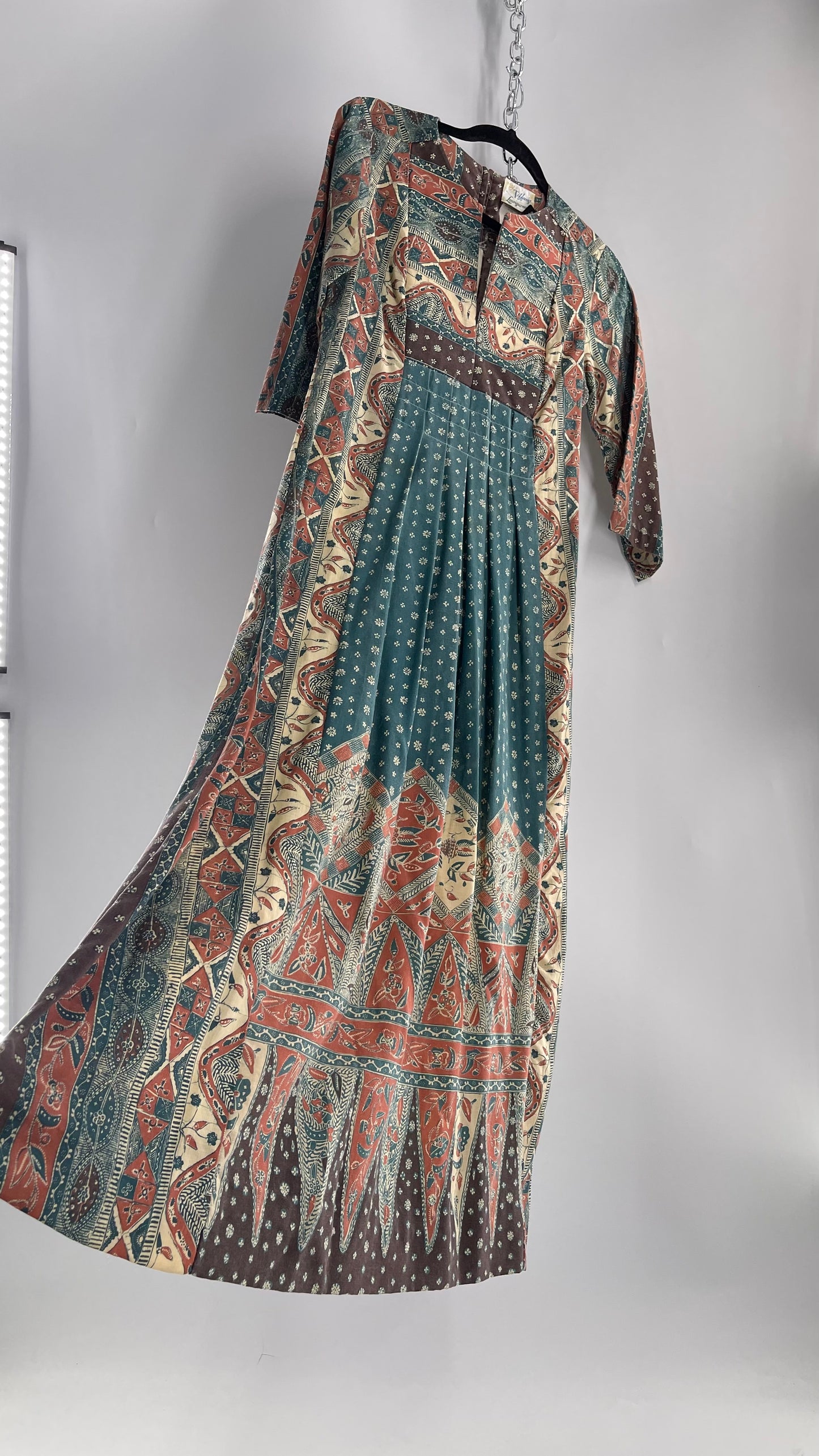 Vintage 1970s Tiffany Loungewear Full Length Brown/Blue Dress (11/12)