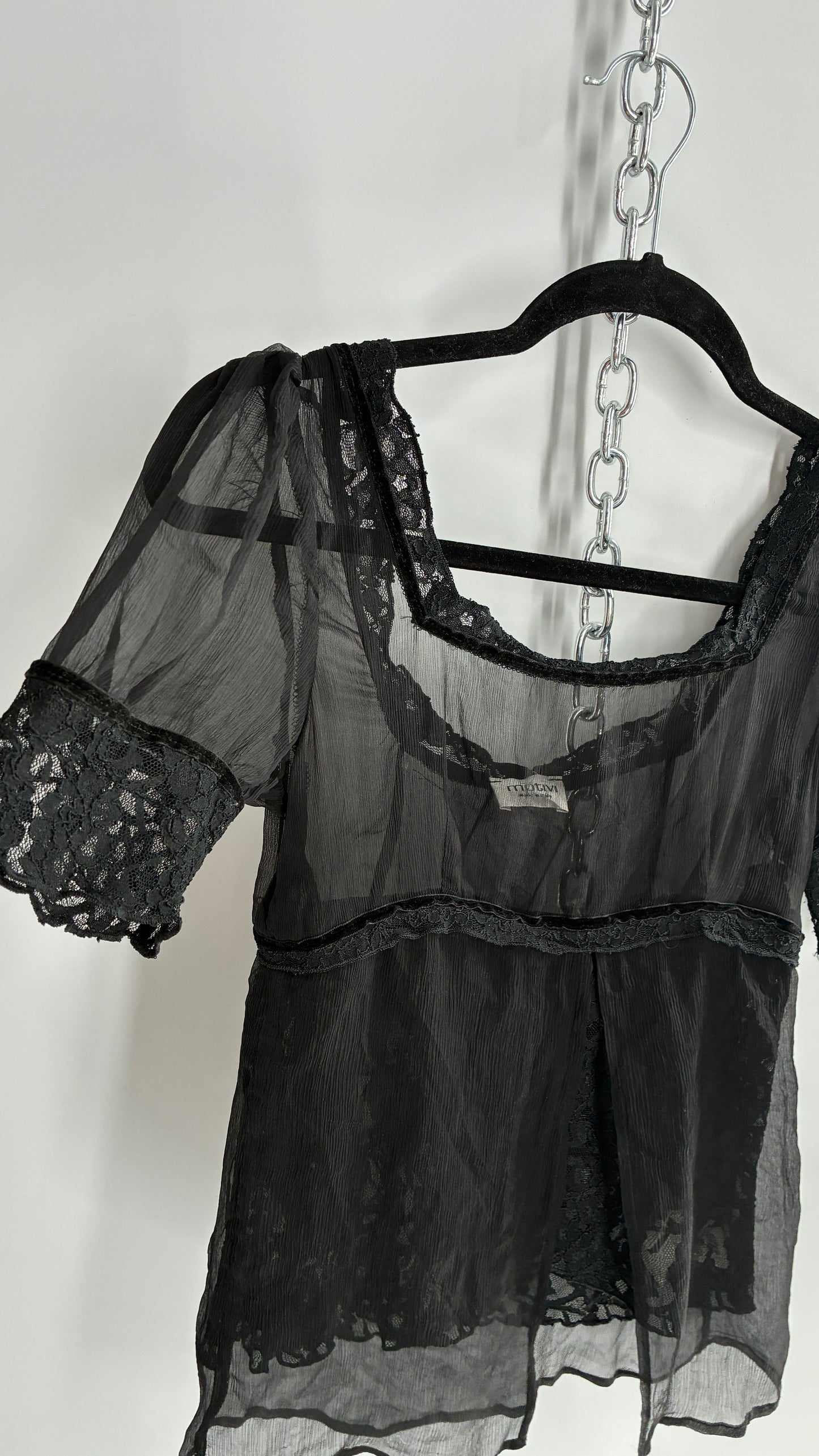 Vintage MÖTIVI Pure Silk Blouse with Lace Bodice, Vented Detail and Velour Trim (4)