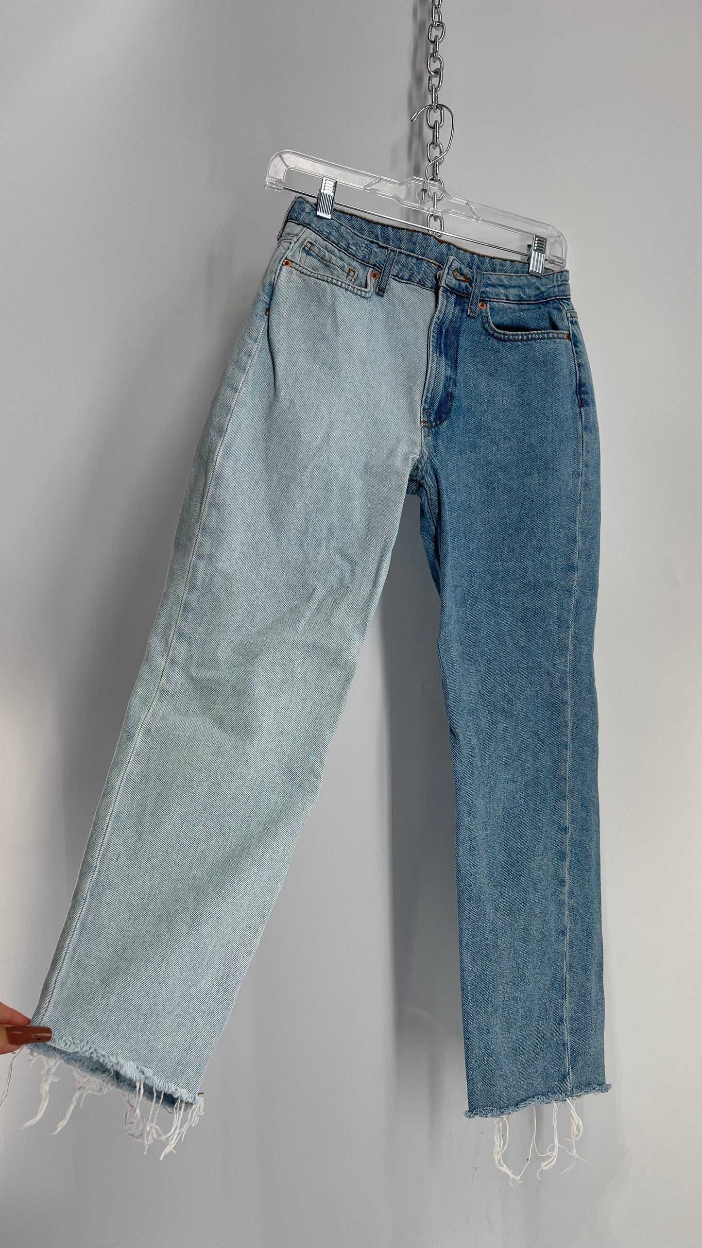 Vintage Straight Leg Split Wash Jeans (25)