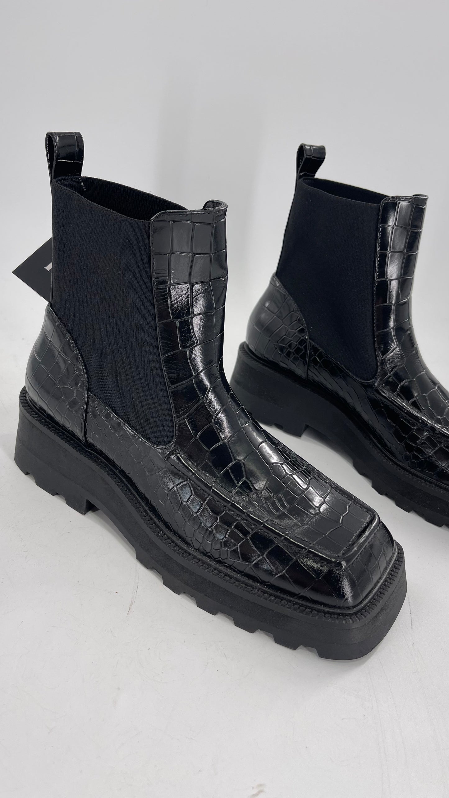 INTENTIONALLY Black Patent Crocodile Embossed Extreme Square Toe Boots (10)