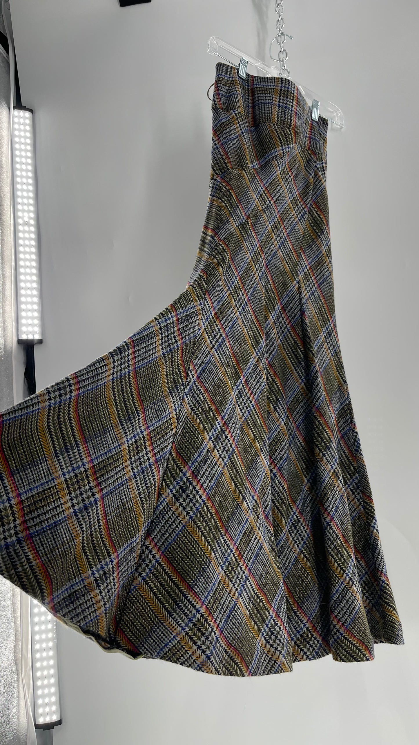 Elevenses 87% Wool Plaid Asymmetric Swirl Seam and Pleated Voluminous Hem (0)