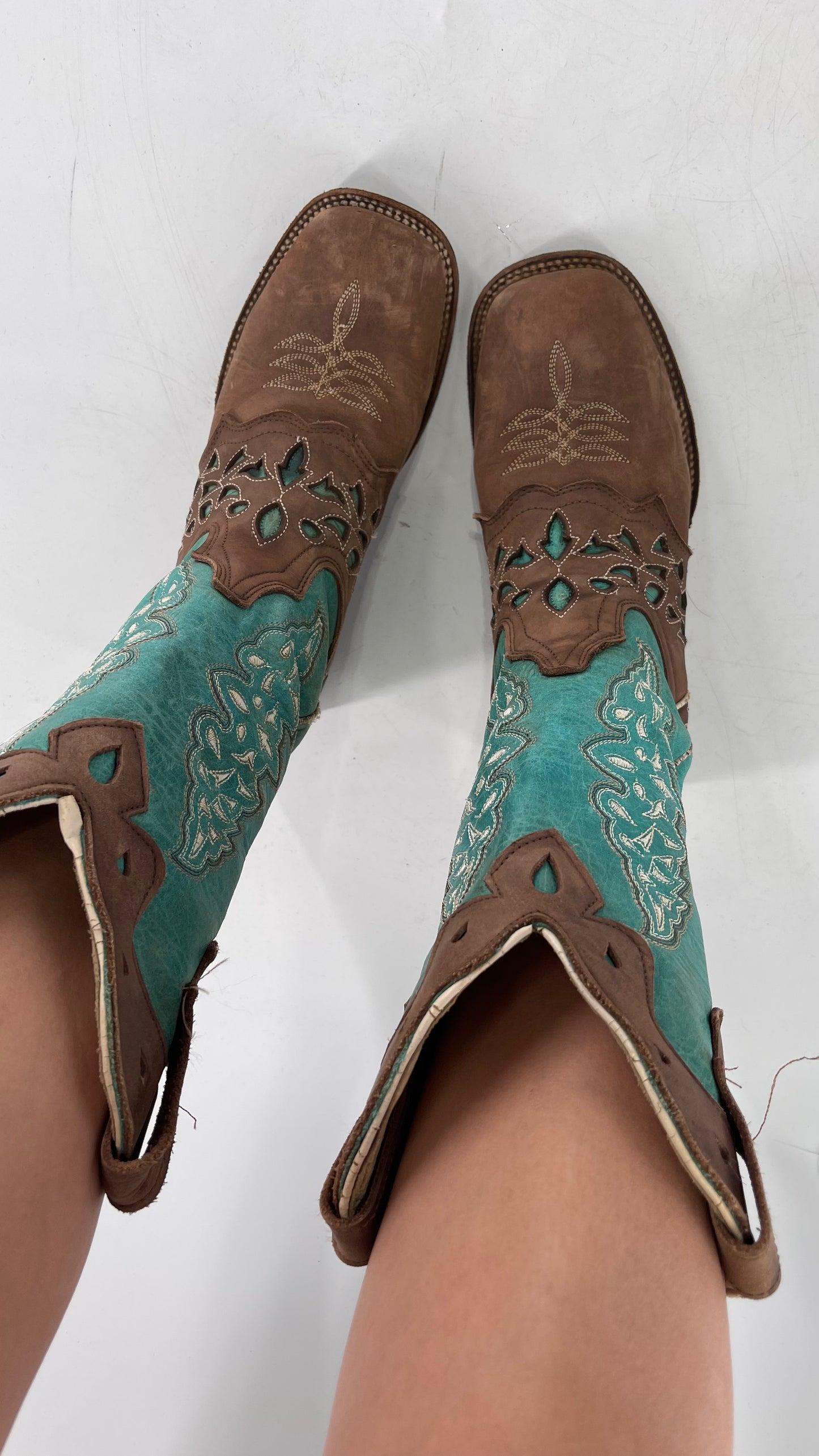Porto Rebelde Turquoise Blue and Brown Leather Lazer Cut Embroidered Boots (6.5)