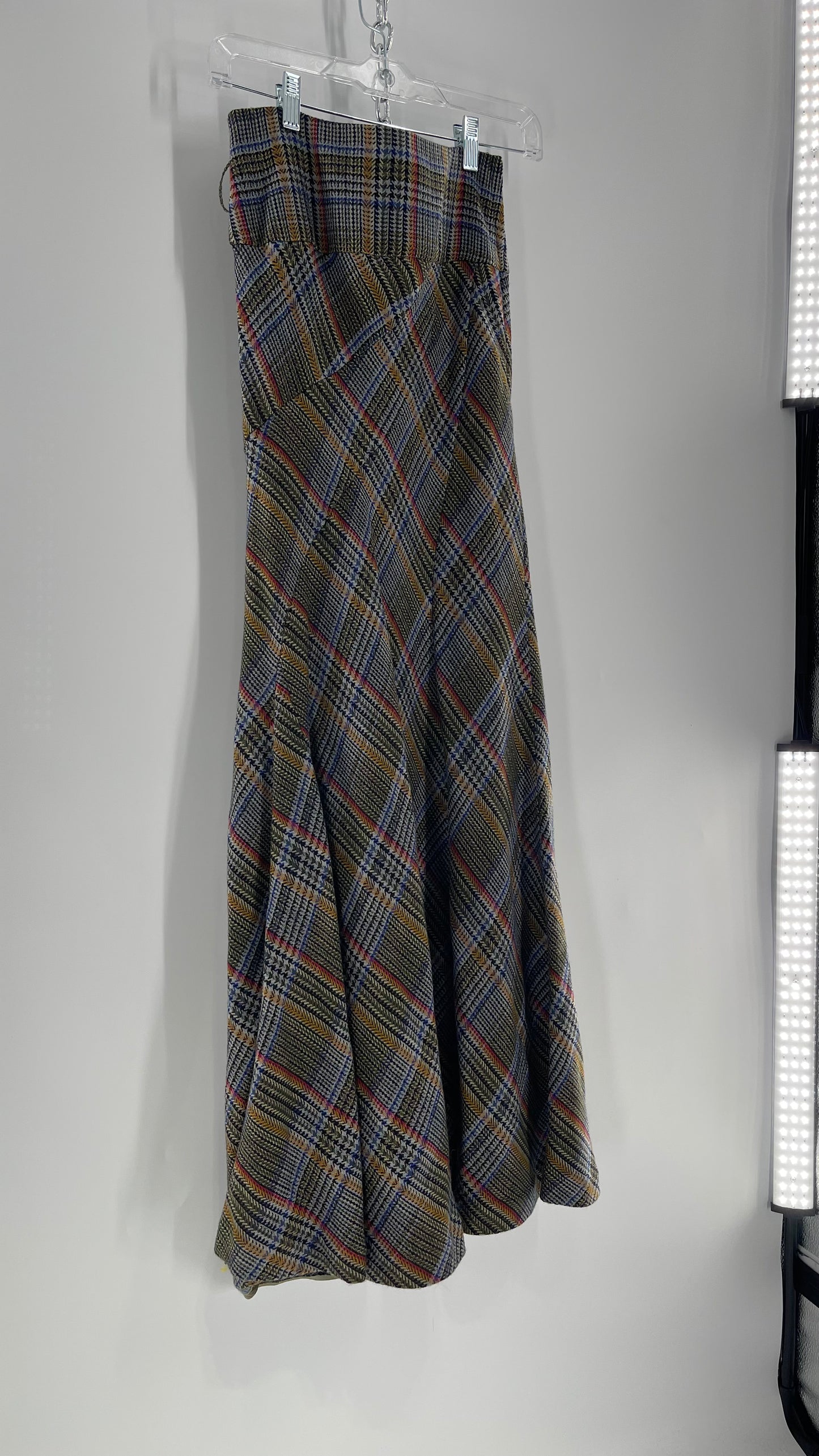 Elevenses 87% Wool Plaid Asymmetric Swirl Seam and Pleated Voluminous Hem (0)