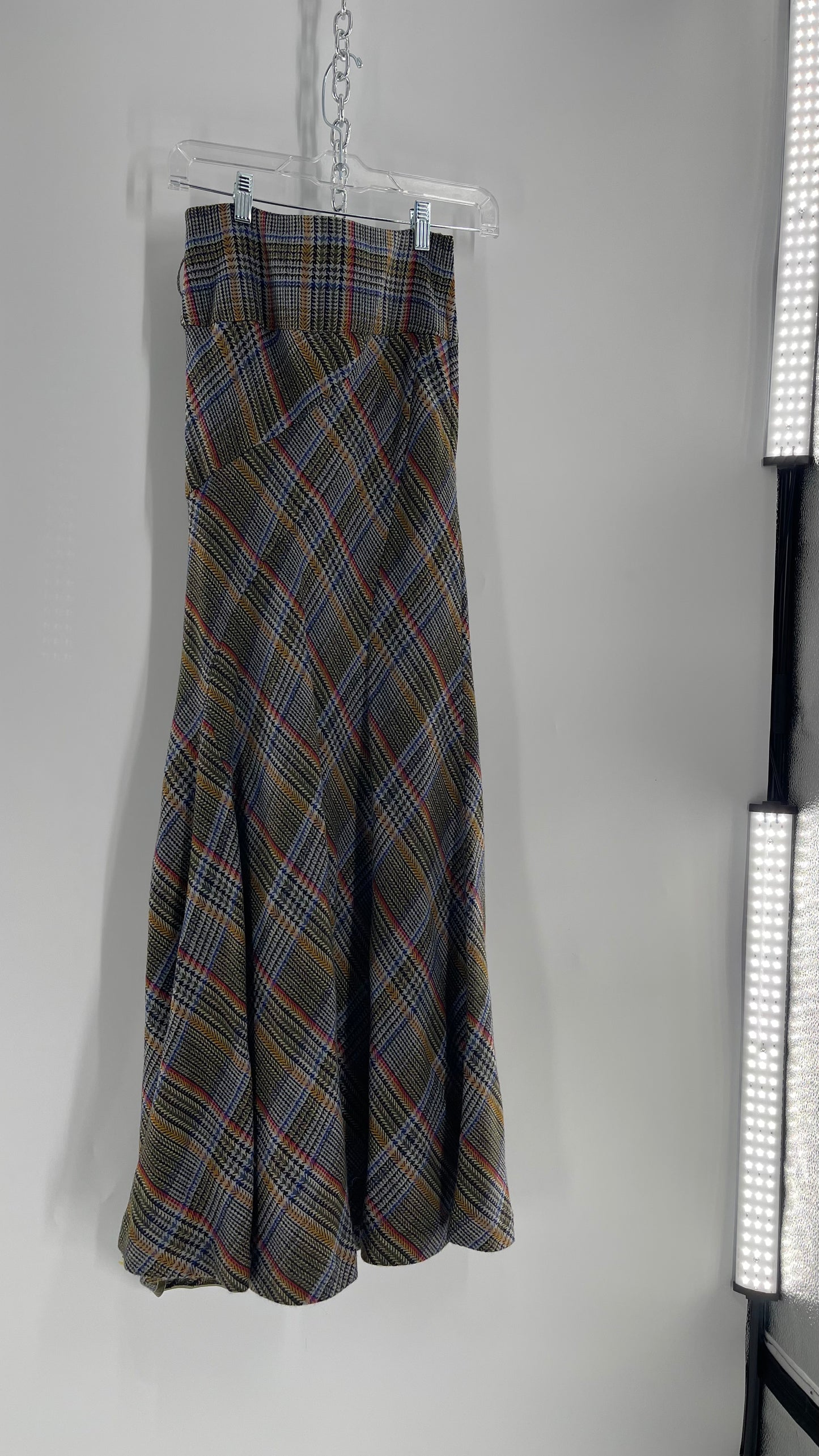 Elevenses 87% Wool Plaid Asymmetric Swirl Seam and Pleated Voluminous Hem (0)