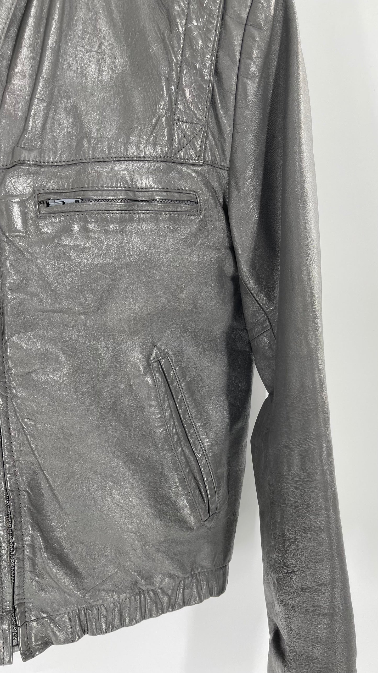 Vintage WILSON Gray Leather Motorcycle Jacket with Neck Strap (C)(36)