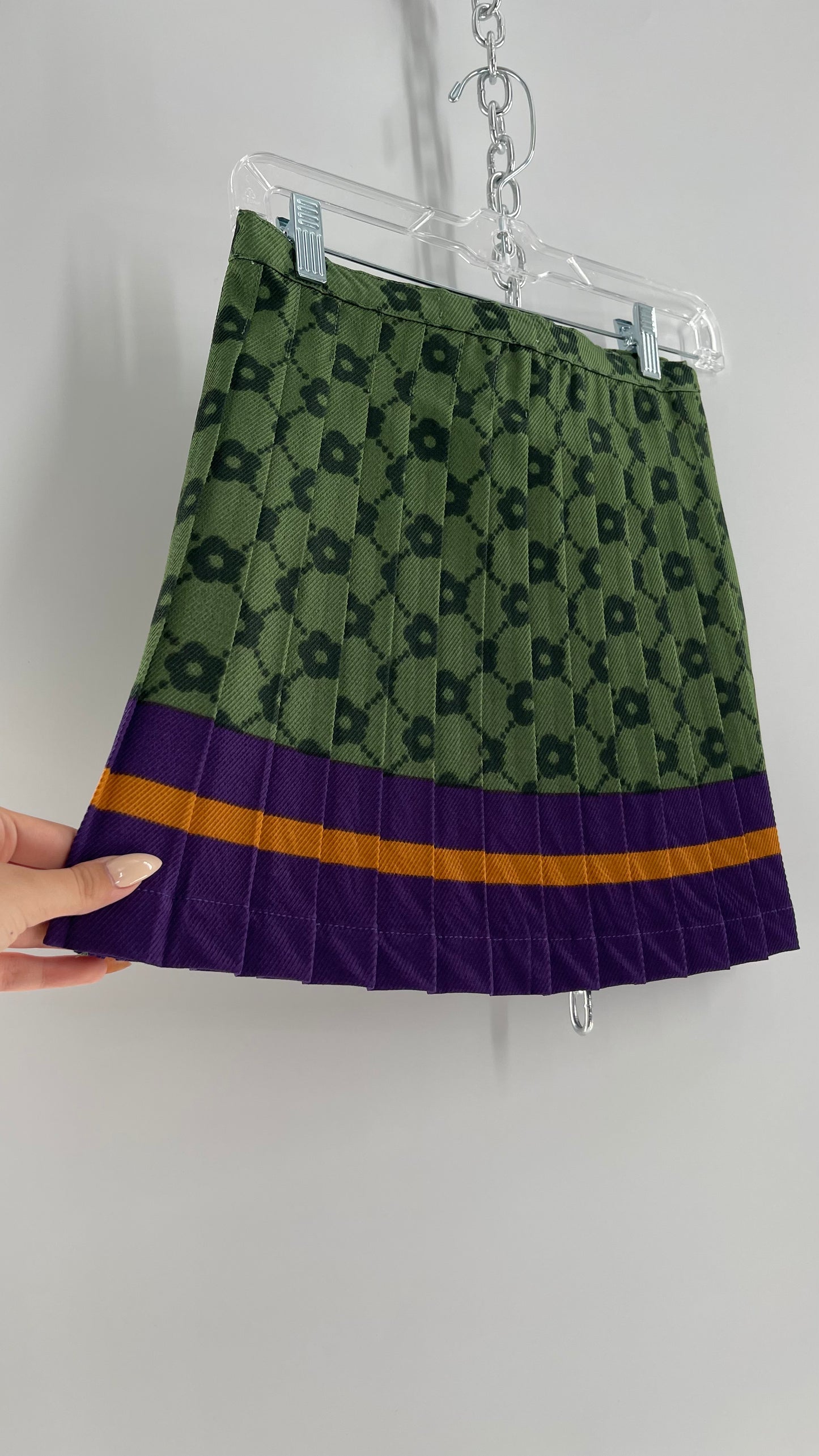 Urban Outfitters School Girl Green Pleated Floral Mini Skirt (Small)