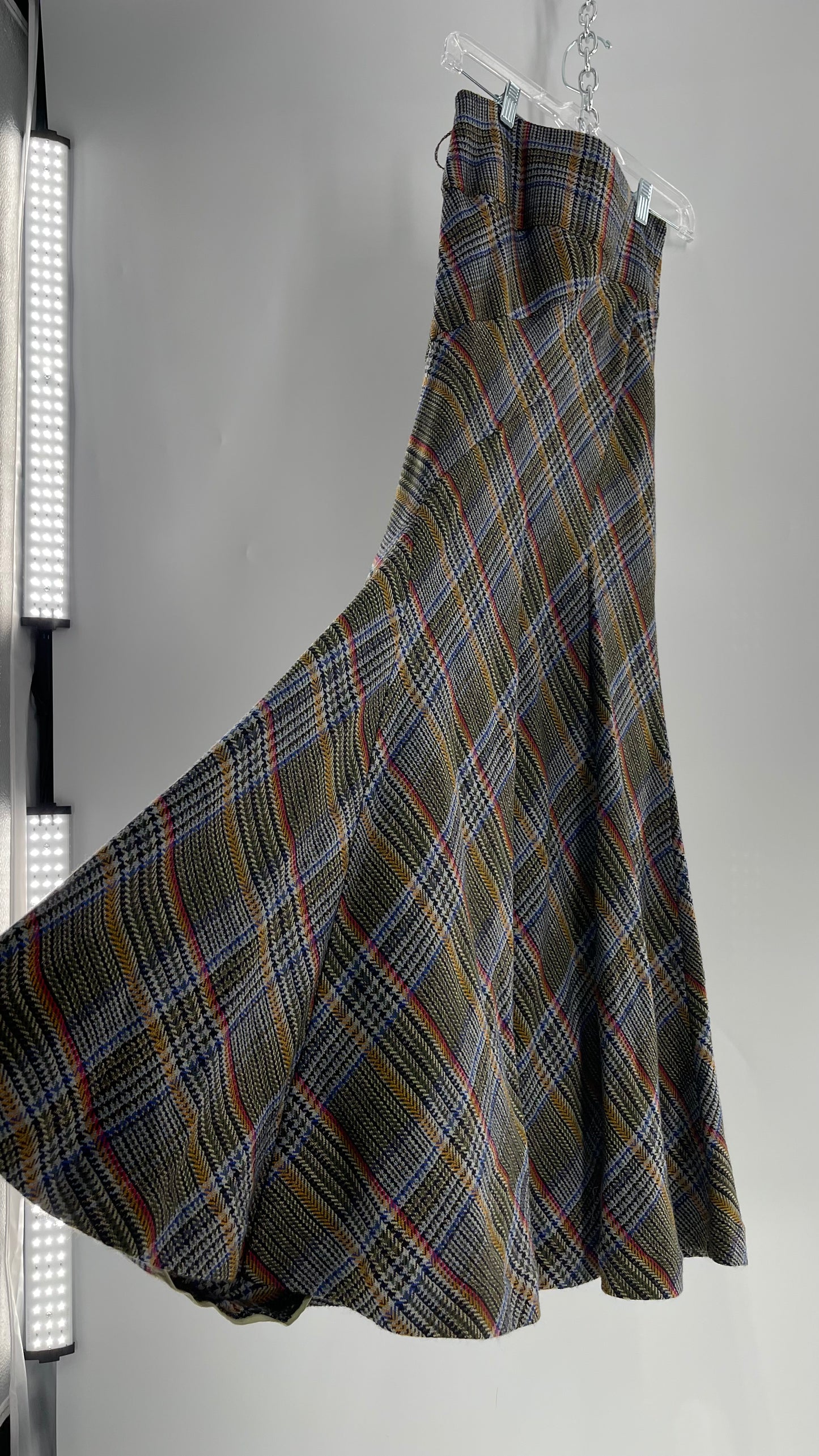 Elevenses 87% Wool Plaid Asymmetric Swirl Seam and Pleated Voluminous Hem (0)