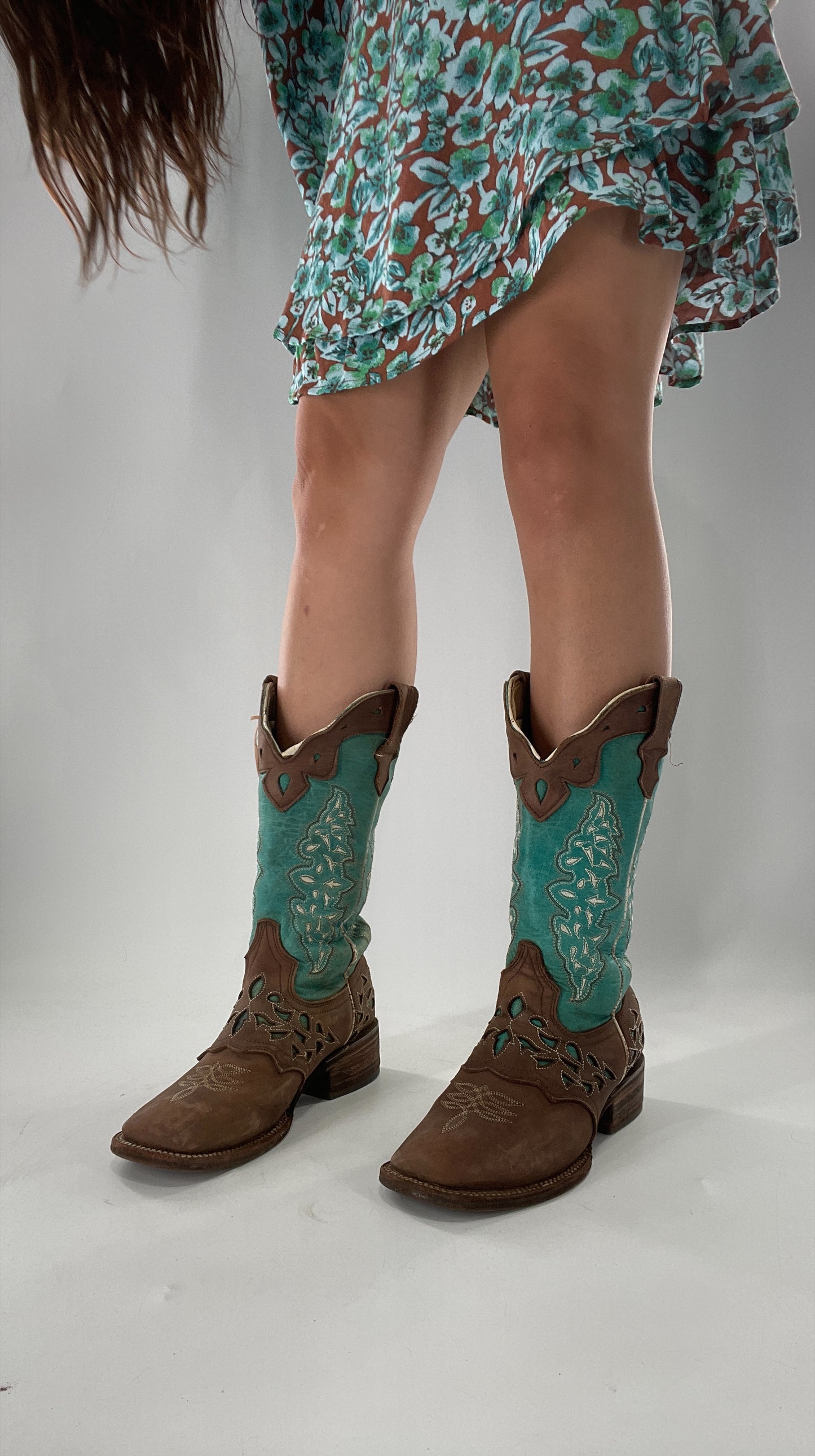 Porto Rebelde Turquoise Blue and Brown Leather Lazer Cut Embroidered Boots (6.5)