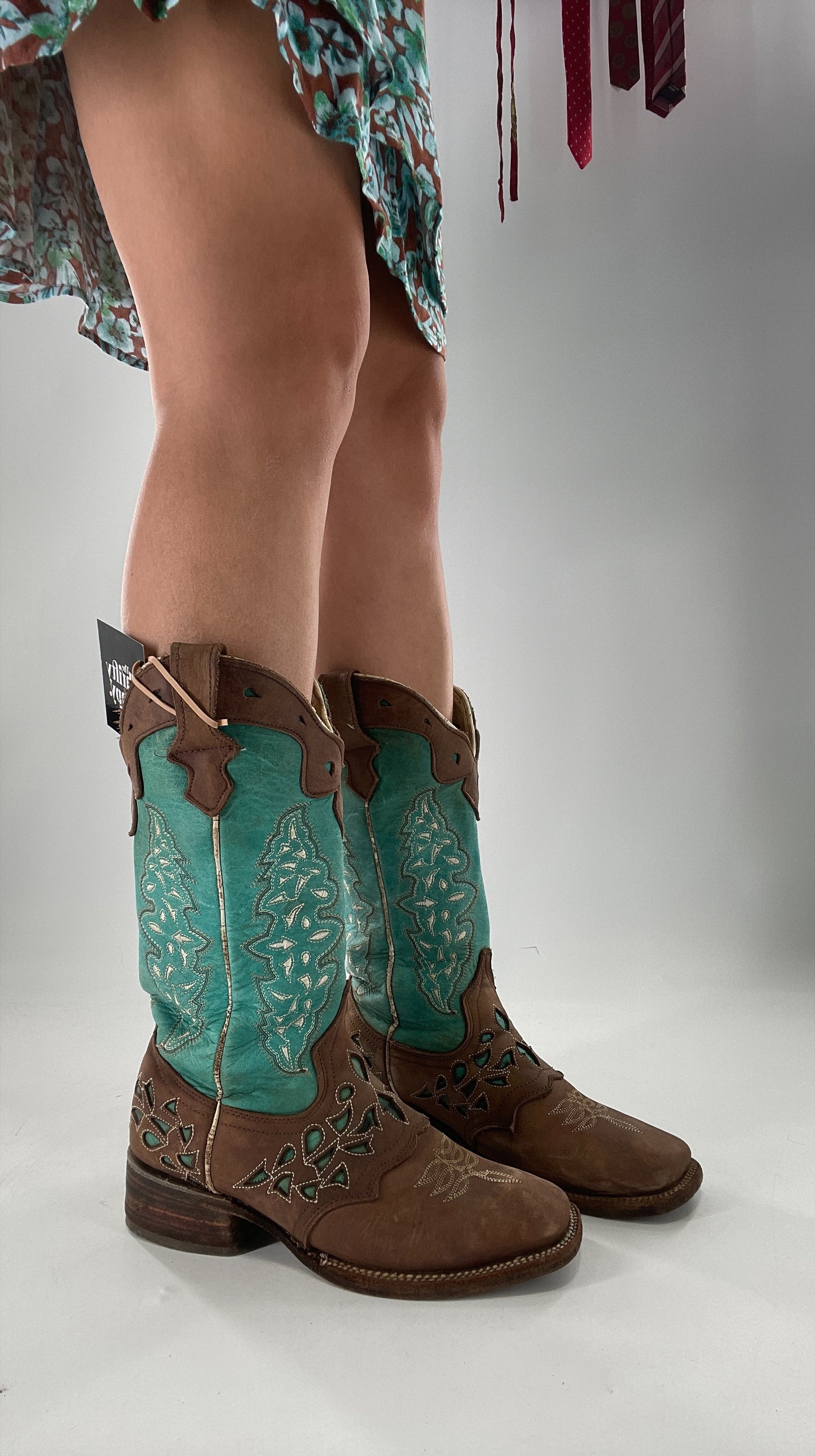 Porto Rebelde Turquoise Blue and Brown Leather Lazer Cut Embroidered Boots (6.5)