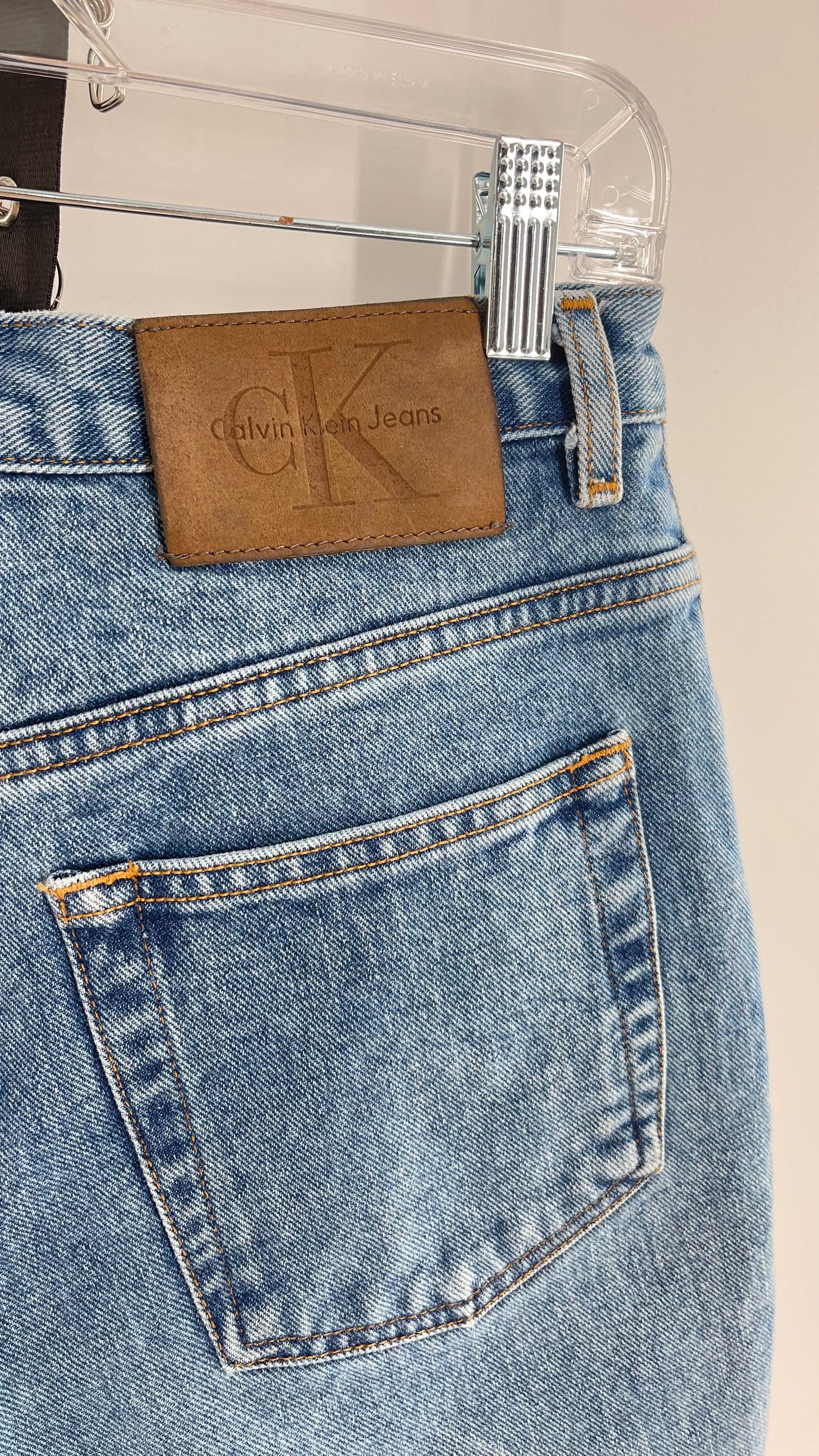 Vintage Calvin Klein Medium Wash Denim Bermudas (32/10)