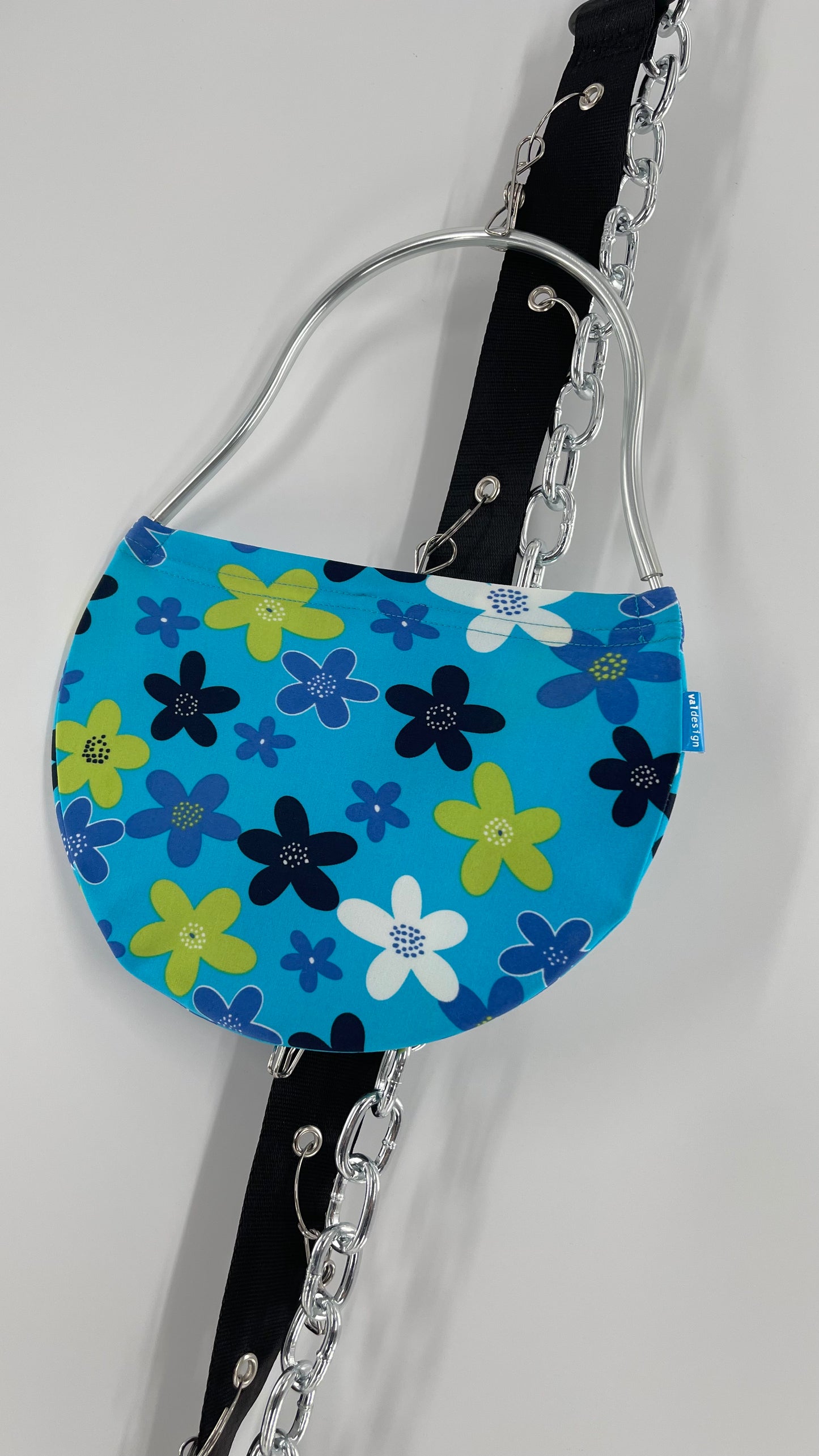 Vintage Valdesign Circle Morph Bag