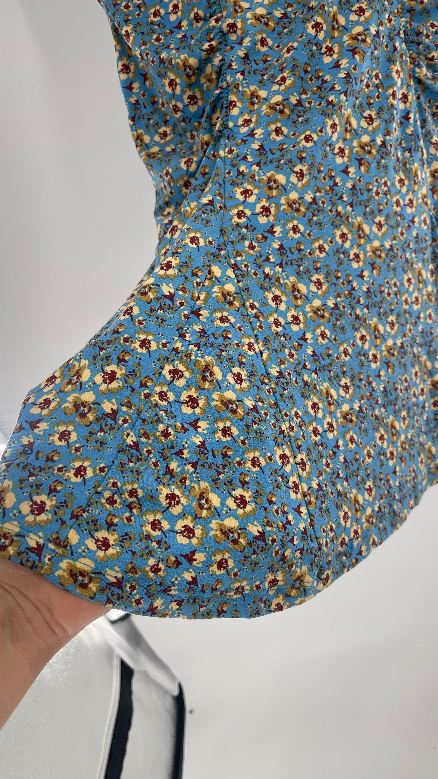Free People Sweet Talker Blue Floral Ruched Mini Dress (Large)