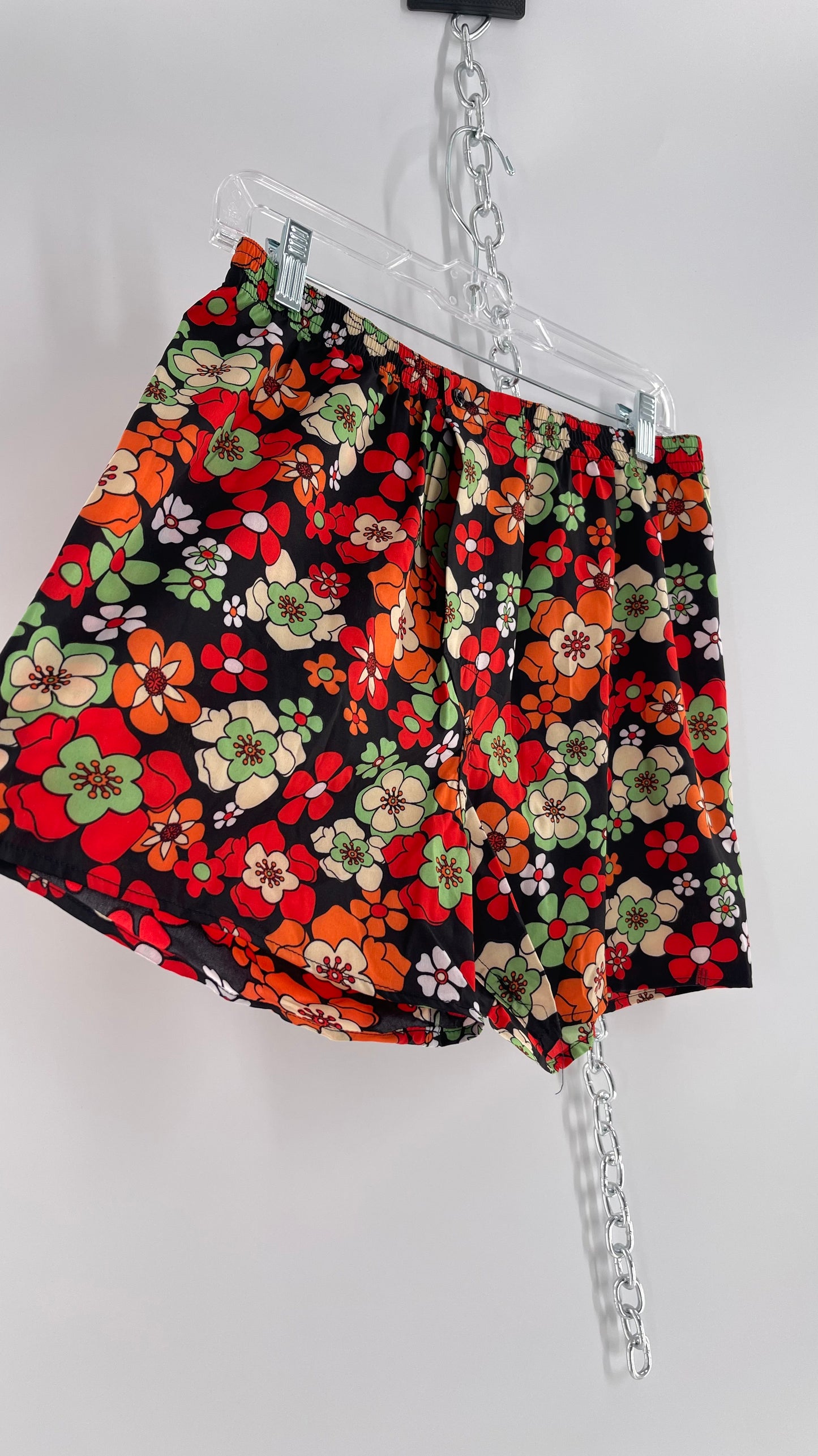 BDG Urban Outfitters Vintage Floral Contrast Shorts (Small)