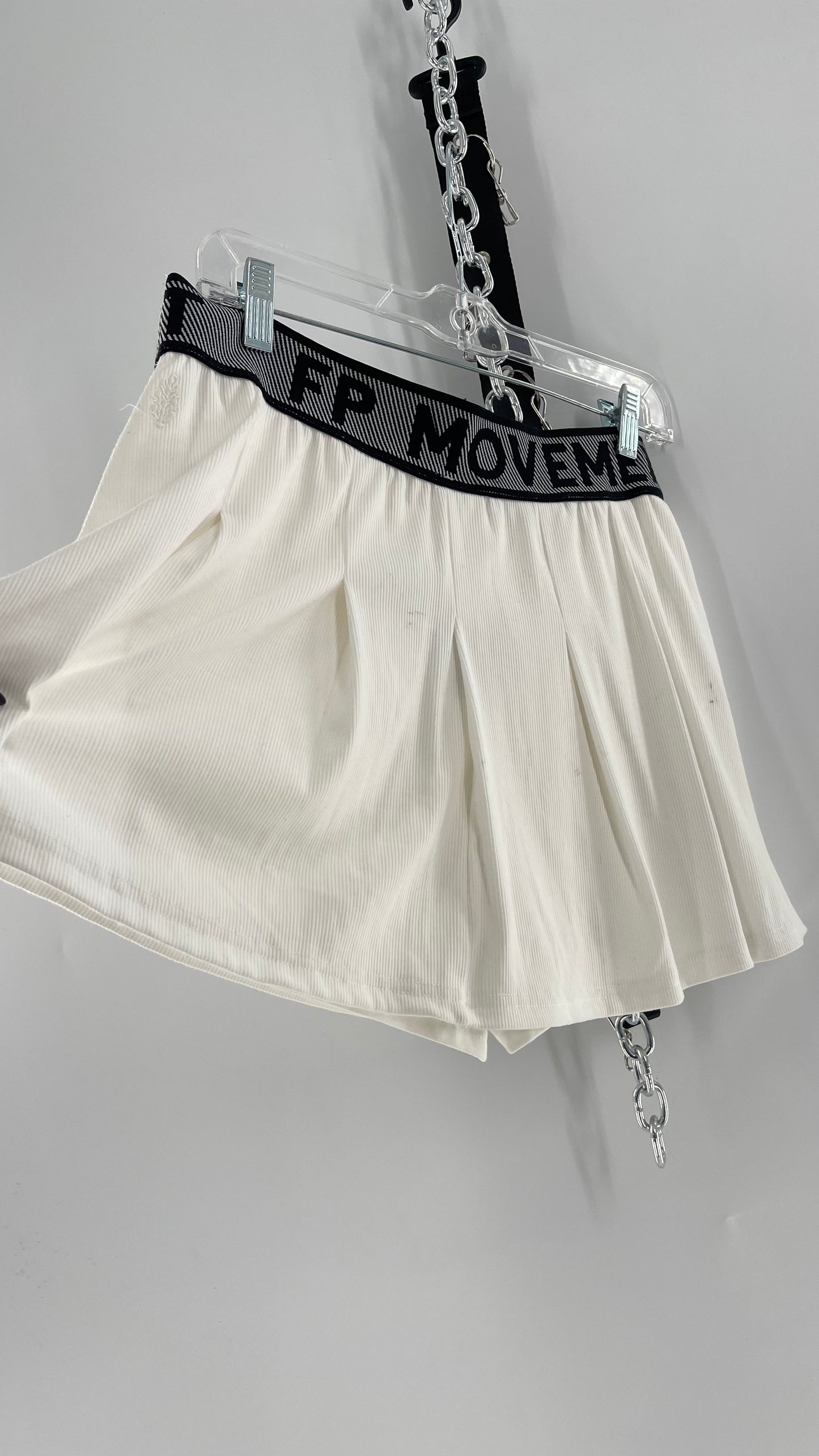 Free People Movement White Pleated Tennis Skirt with Elastic Branded Waistband (Large)