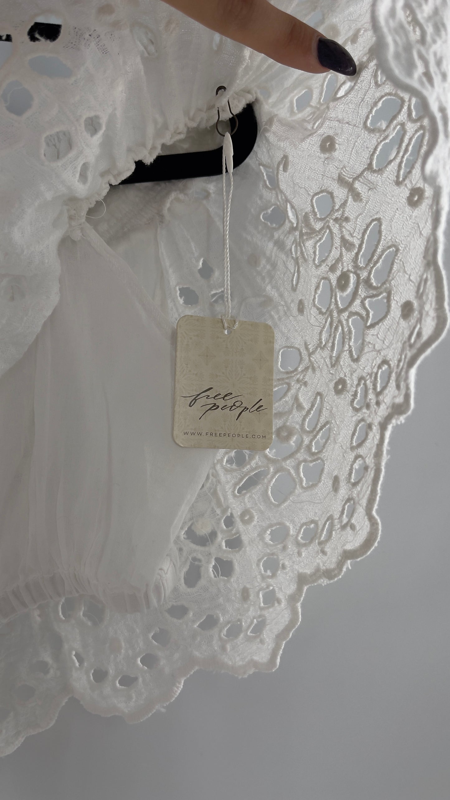 Free People Eyelet Cotton White Off the Shoulder Ruffle Bandeau (Medium)