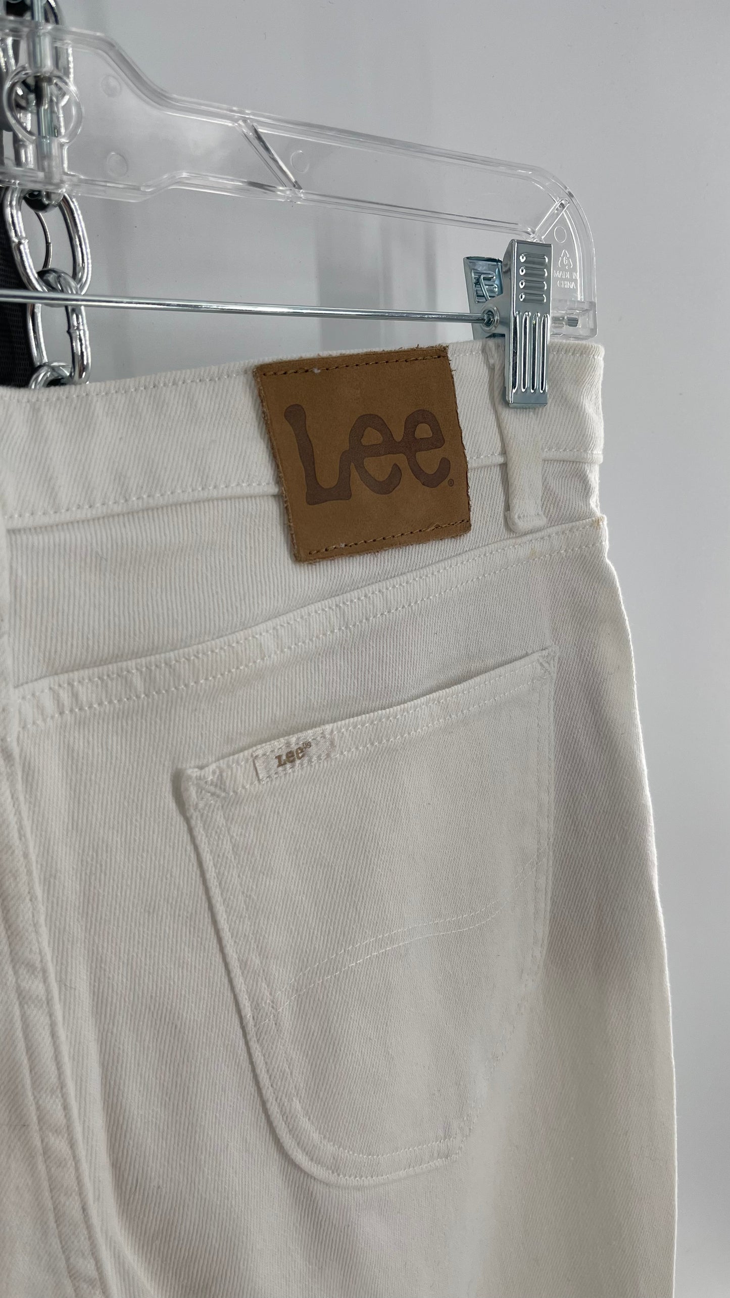 Free People X Lee White Denim Vintage Modern Flares (31)