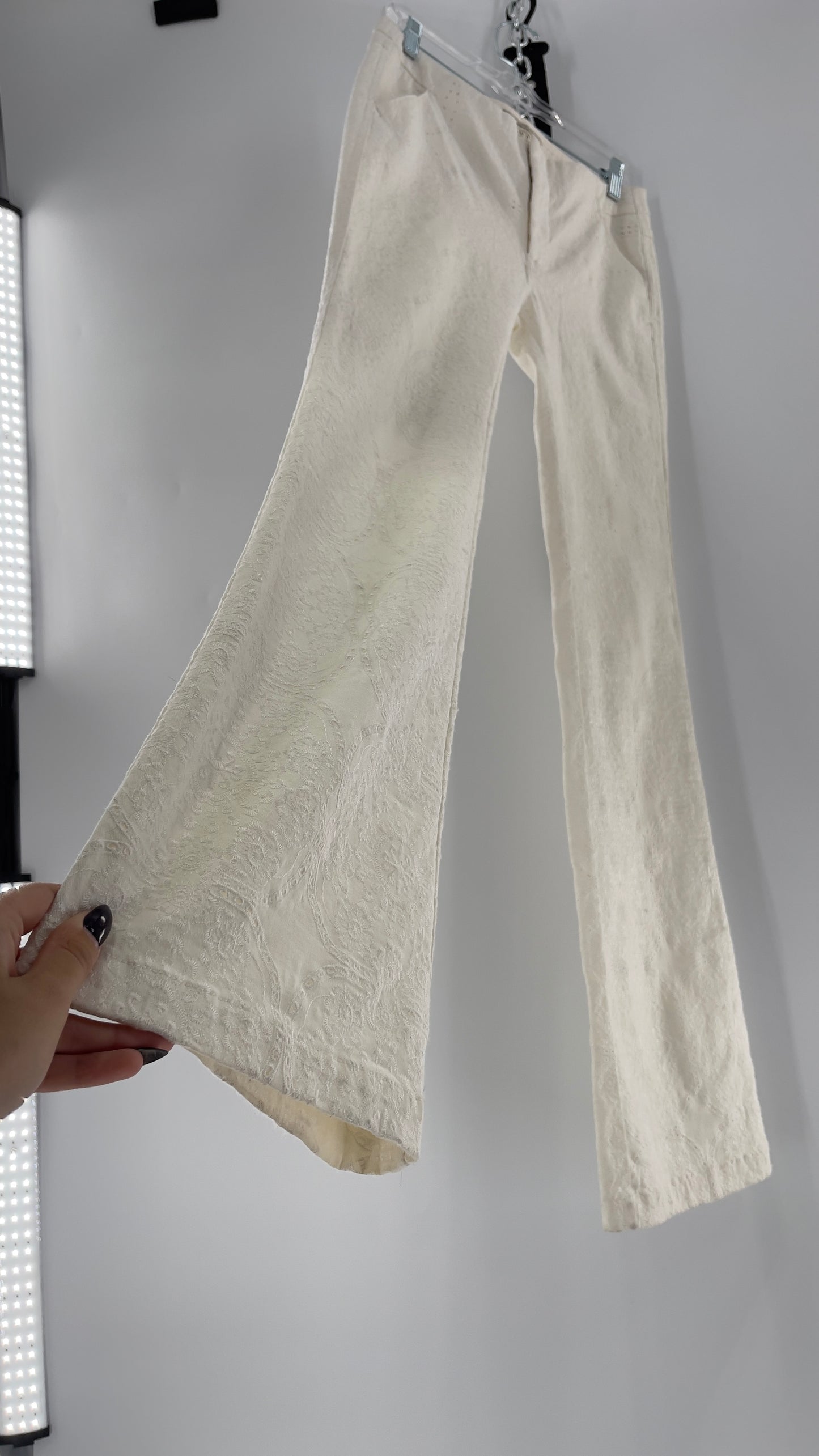 Free People White Eyelet Lace Low Rise Kick Flares (26)