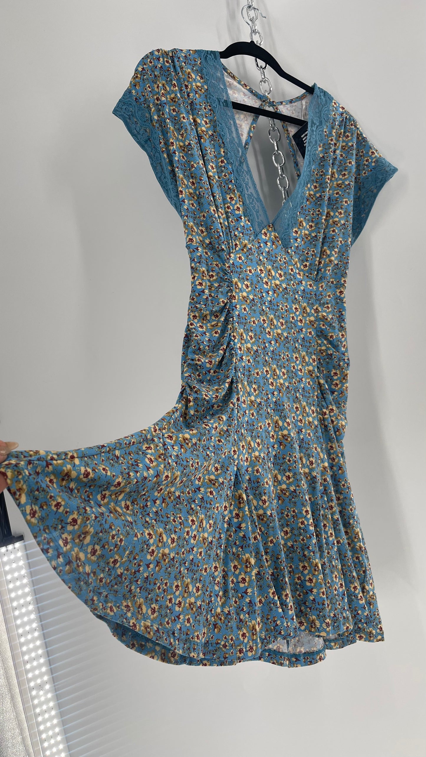 Free People Sweet Talker Blue Floral Ruched Mini Dress (Large)