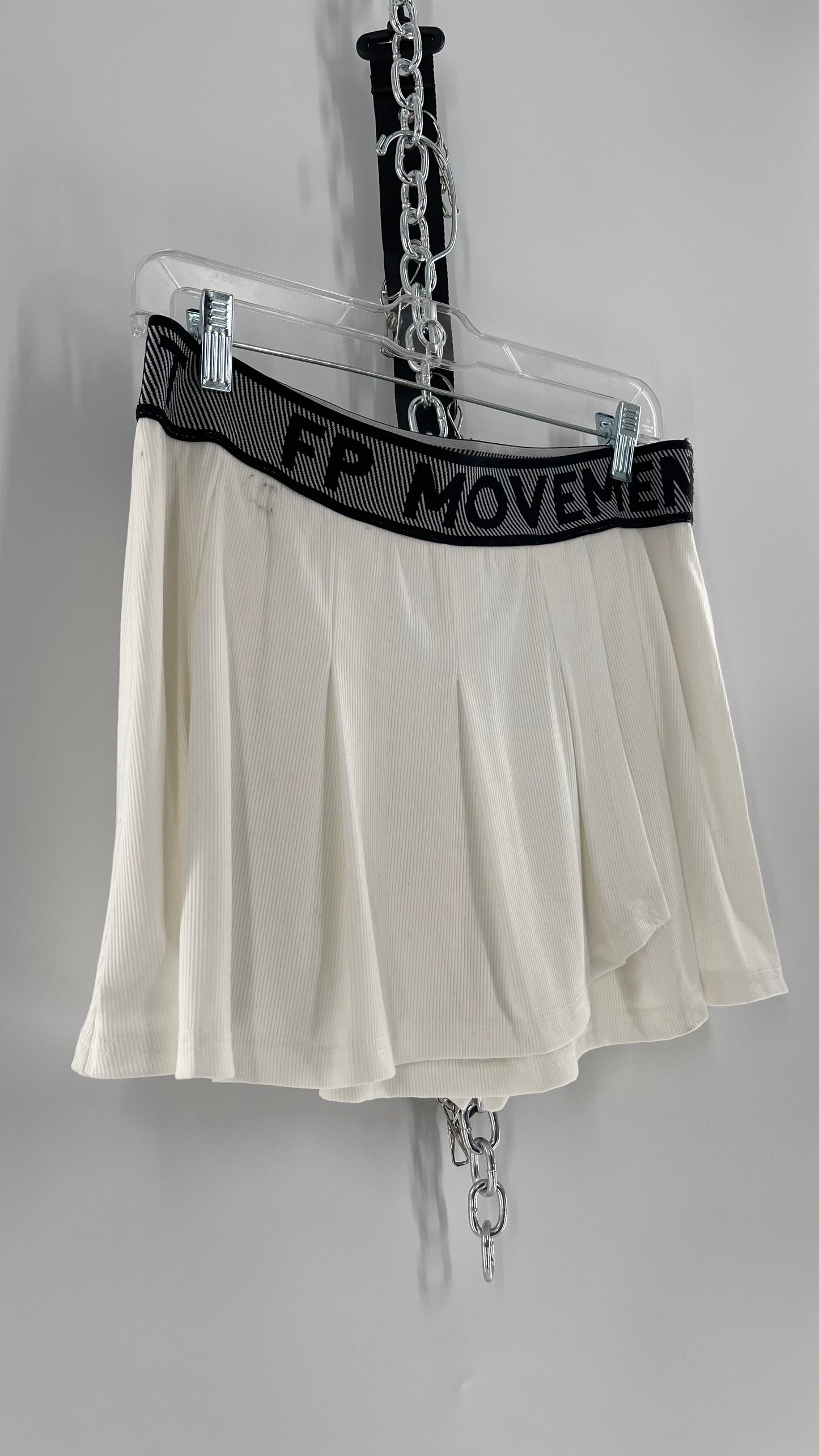 Free People Movement White Pleated Tennis Skirt with Elastic Branded Waistband (Large)