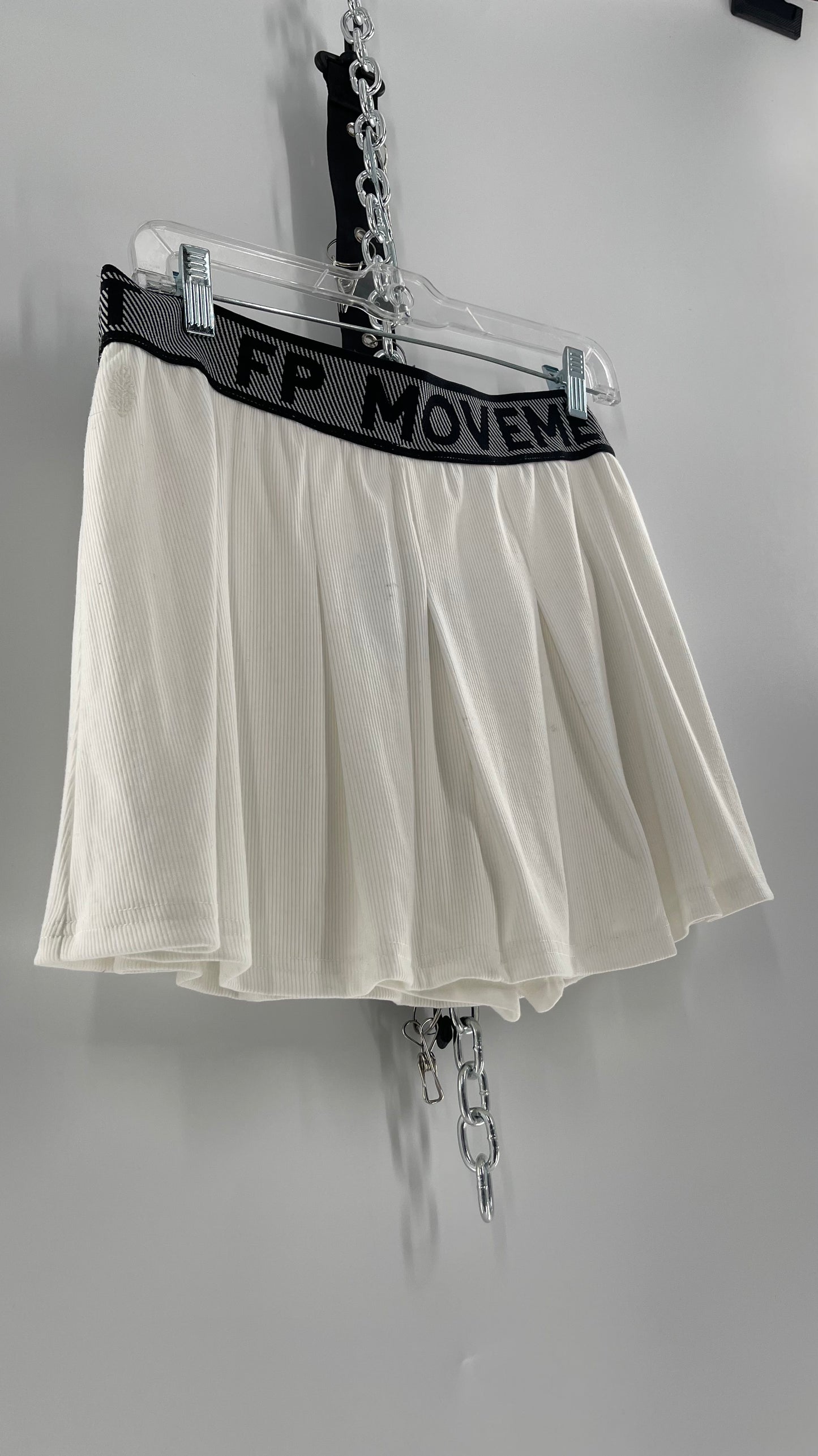 Free People Movement White Pleated Tennis Skirt with Elastic Branded Waistband (Large)