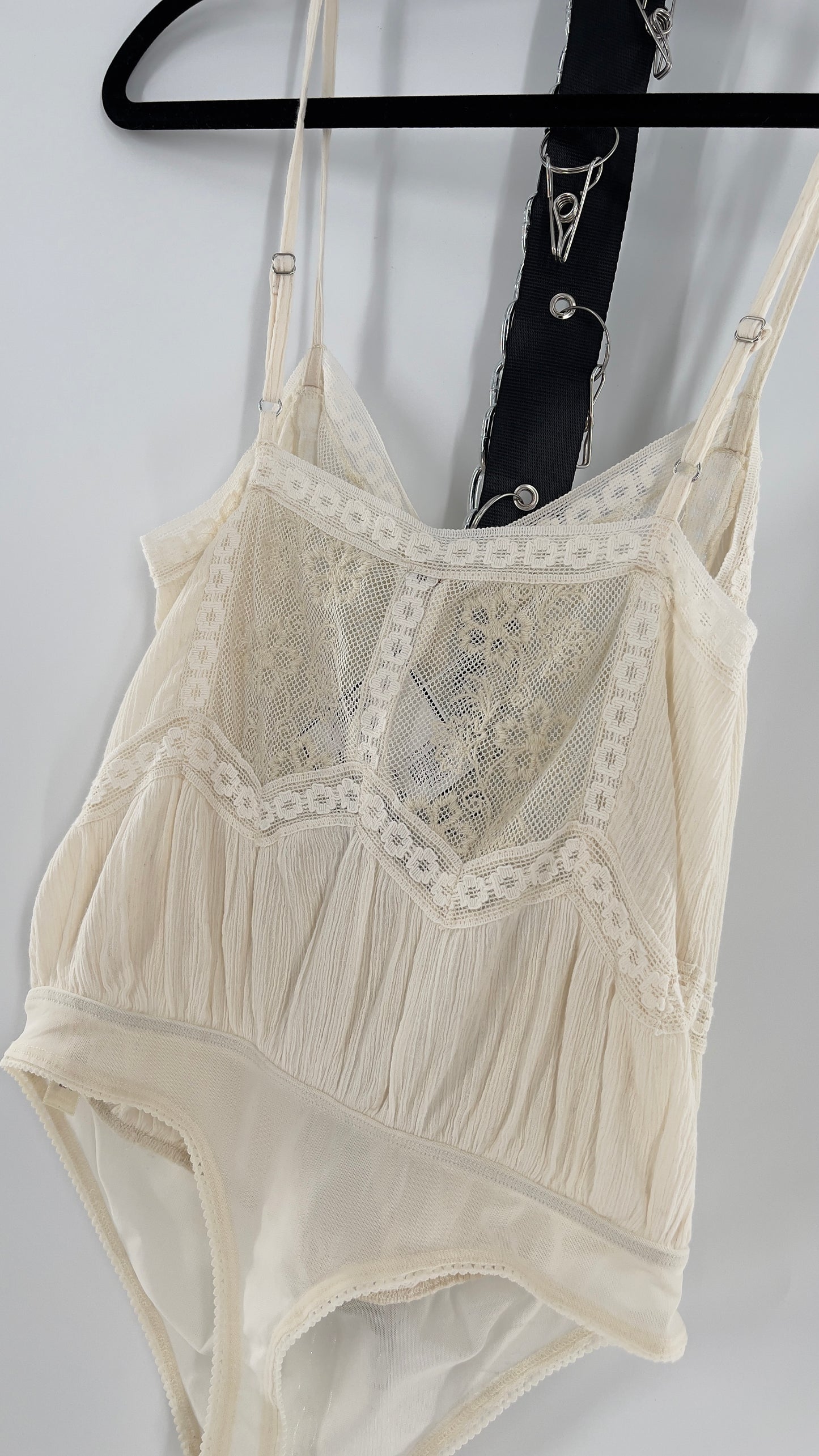Free People Off White Cotton Bodysuit with Lace Buttoned Bust (Small)