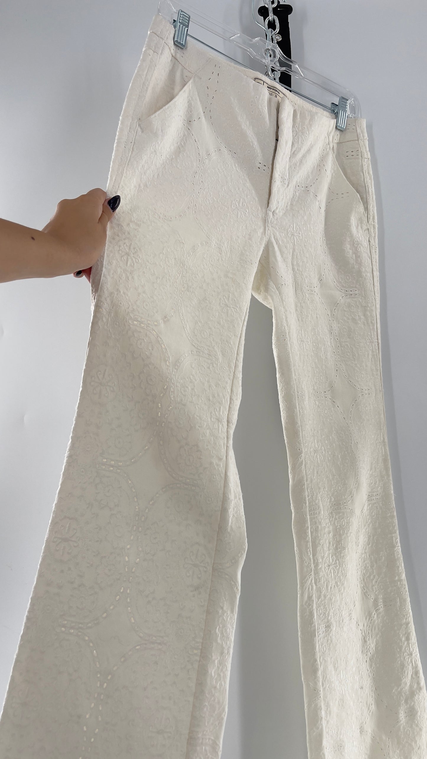 Free People White Eyelet Lace Low Rise Kick Flares (26)
