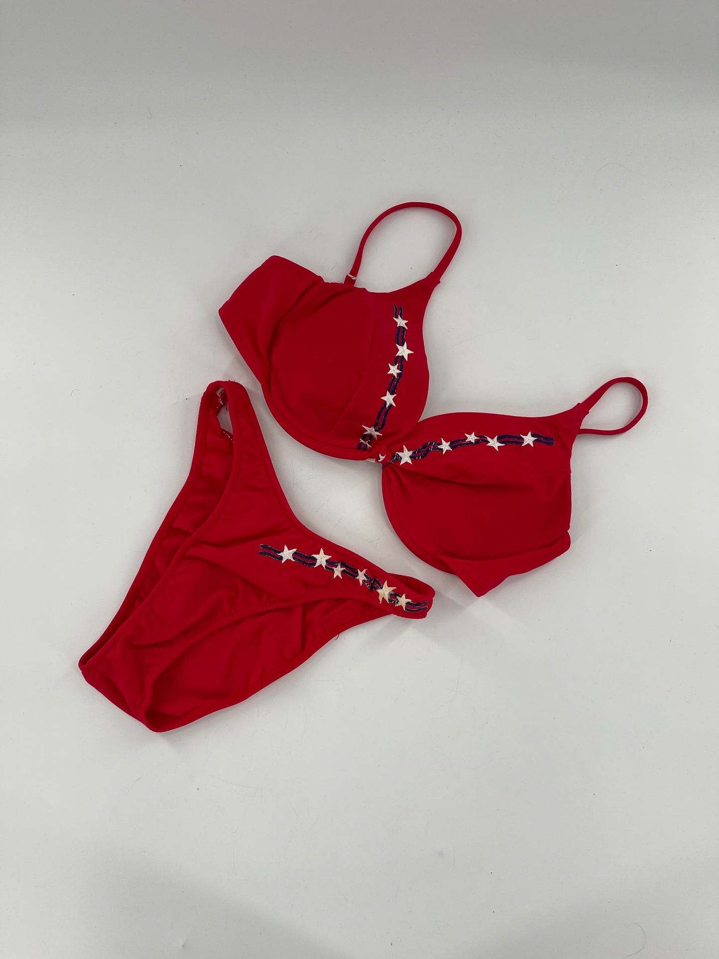 Vintage Venus 1980s/1990s Red Americana 2piece Swimsuit (Small Bottom D Top)