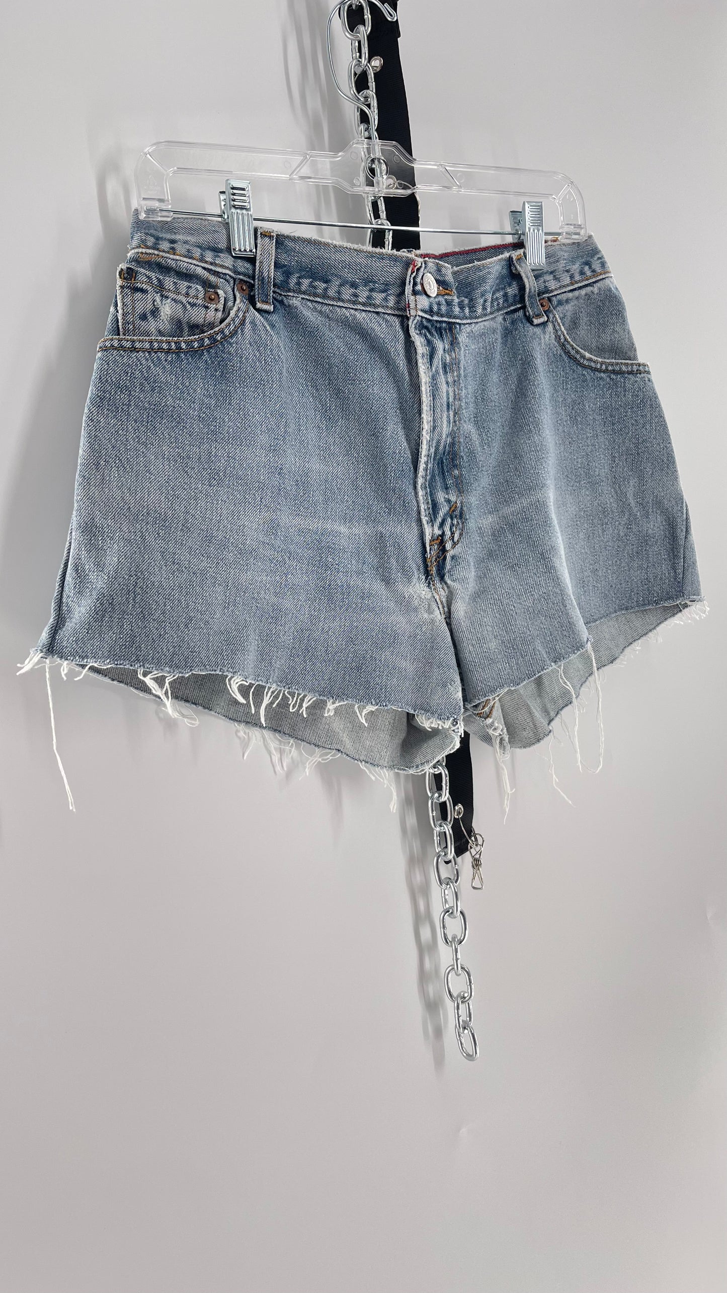 Levi Frayed Light Wash Denim Shorts (30/31)