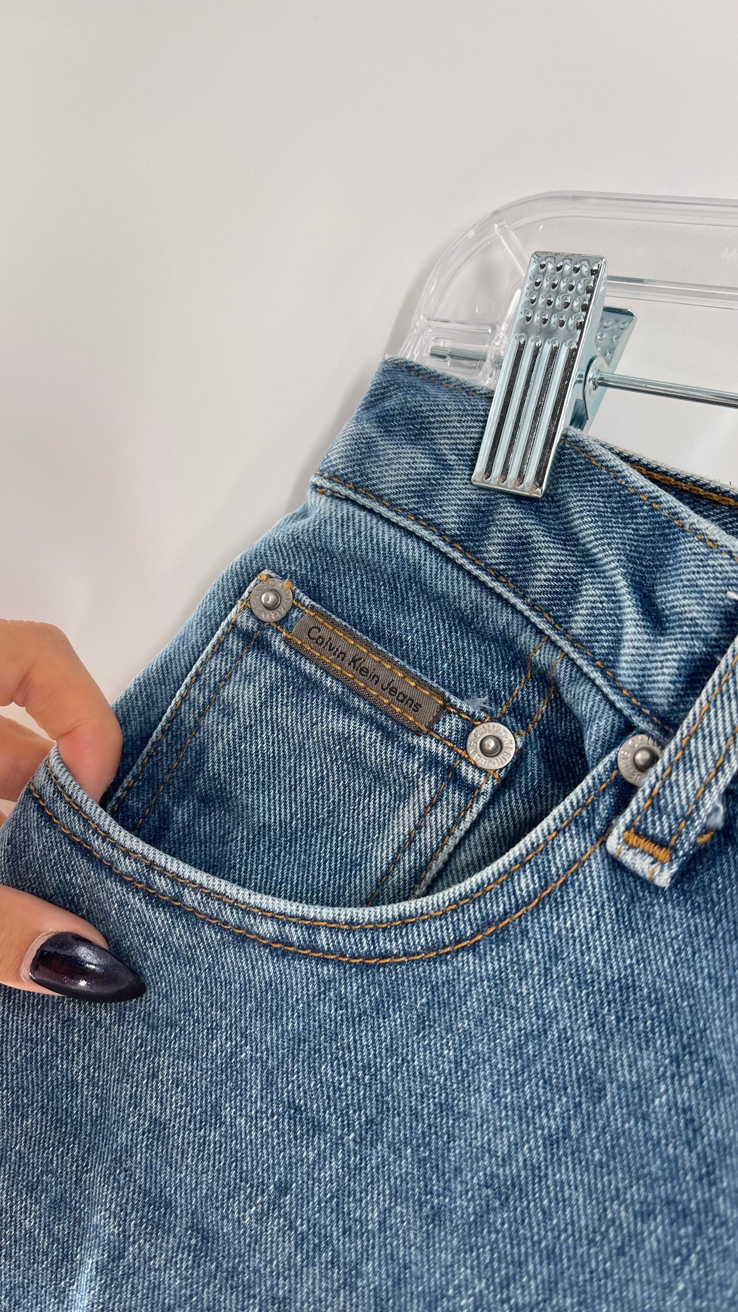 Vintage Calvin Klein Medium Wash Denim Bermudas (32/10)