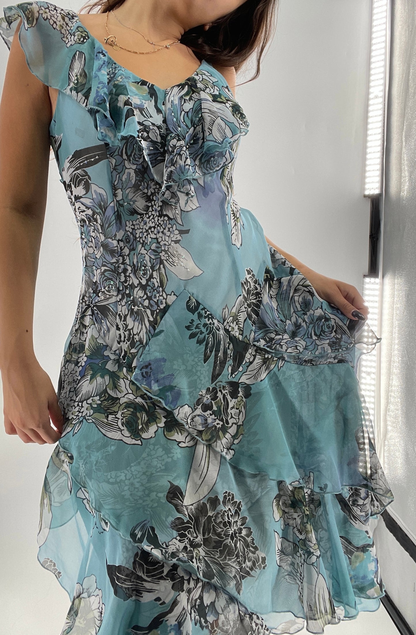 Vintage 1990s Blue Floral Ruffle Dress (M)