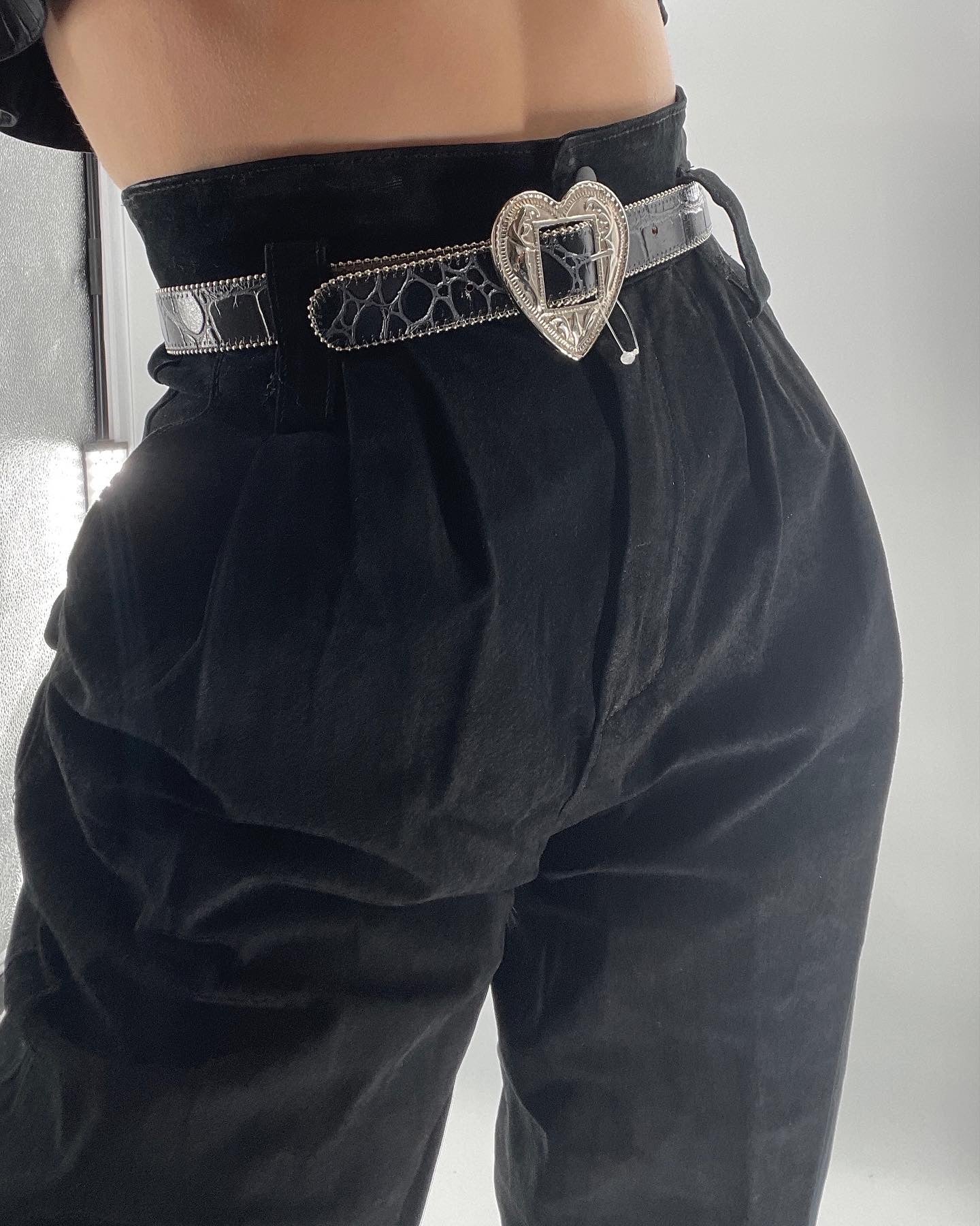 Crocodile Embossed Black Belt with Metal Heart Buckle (S)
