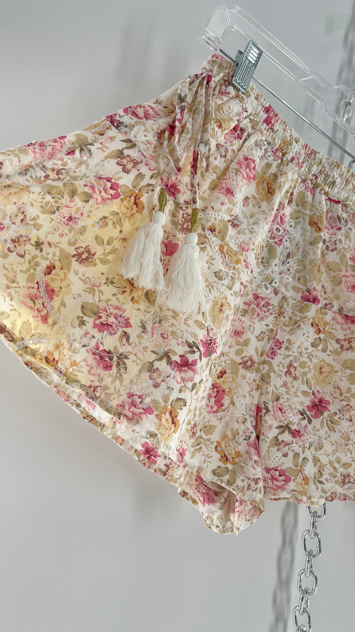 MINKPINK Romantic Floral Lace Tie Side Tassel Shorts (Medium)