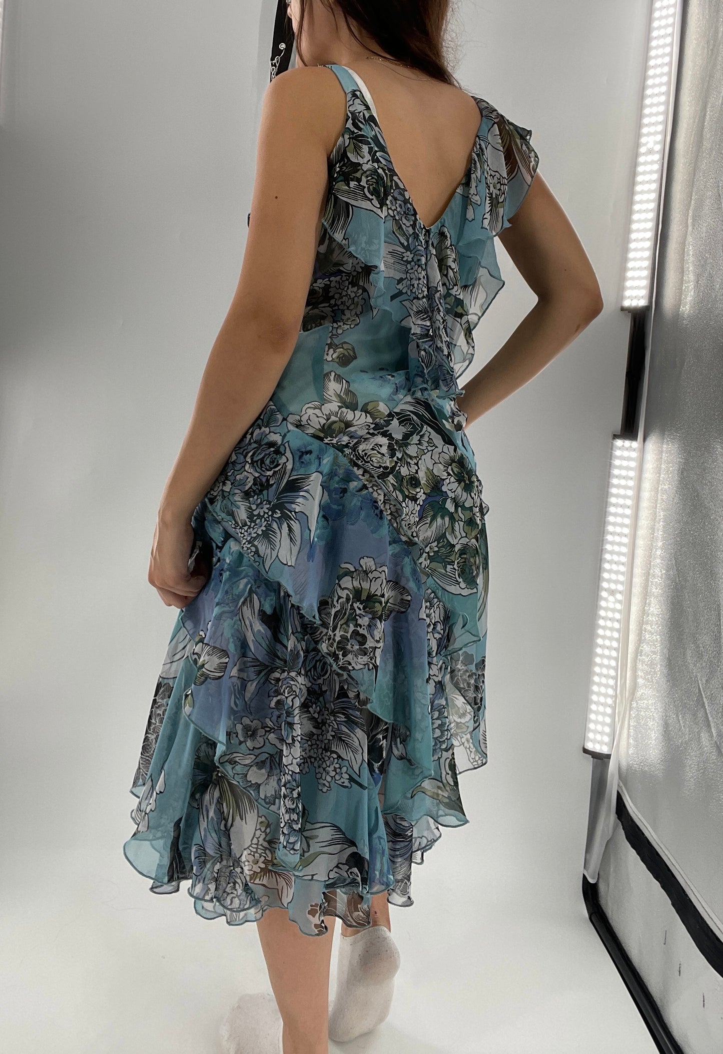 Vintage 1990s Blue Floral Ruffle Dress (M)