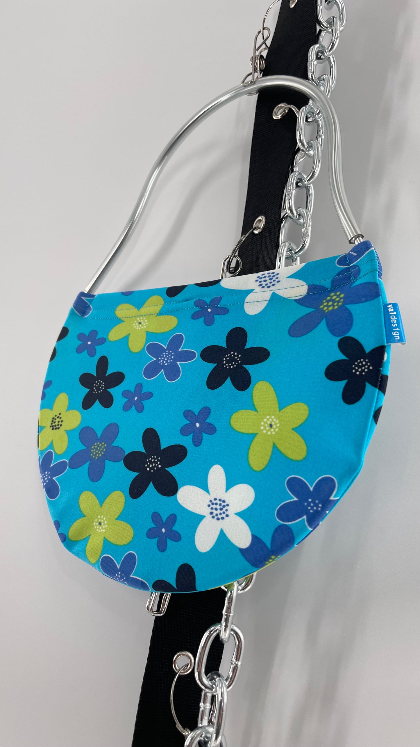Vintage Valdesign Circle Morph Bag