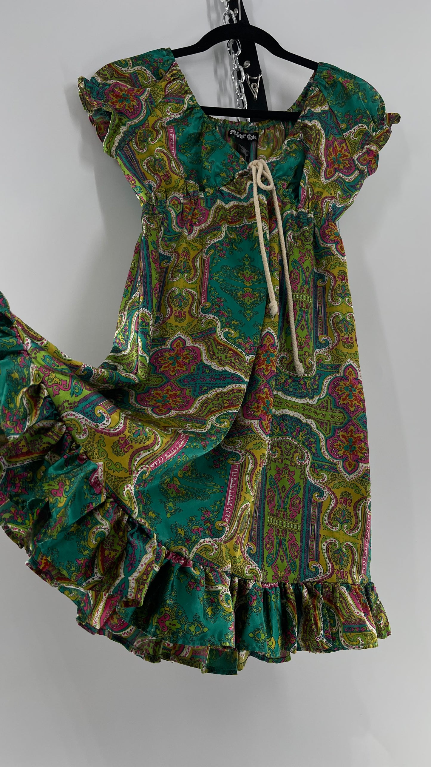Vintage Planet Gold Silky Paisley Patterned Mini (Small)