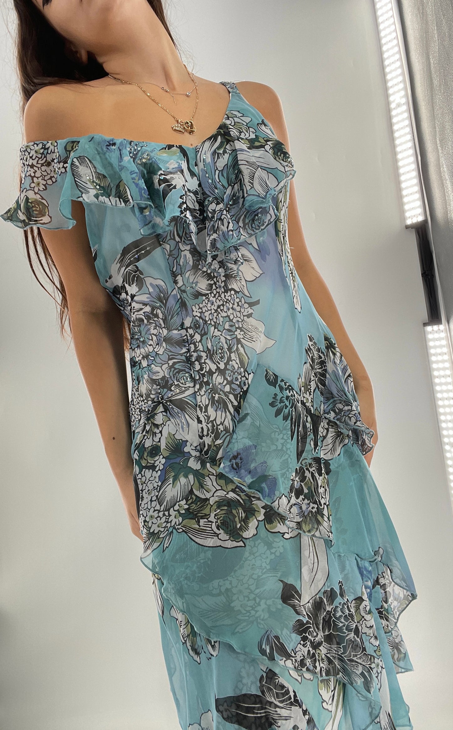 Vintage 1990s Blue Floral Ruffle Dress (M)