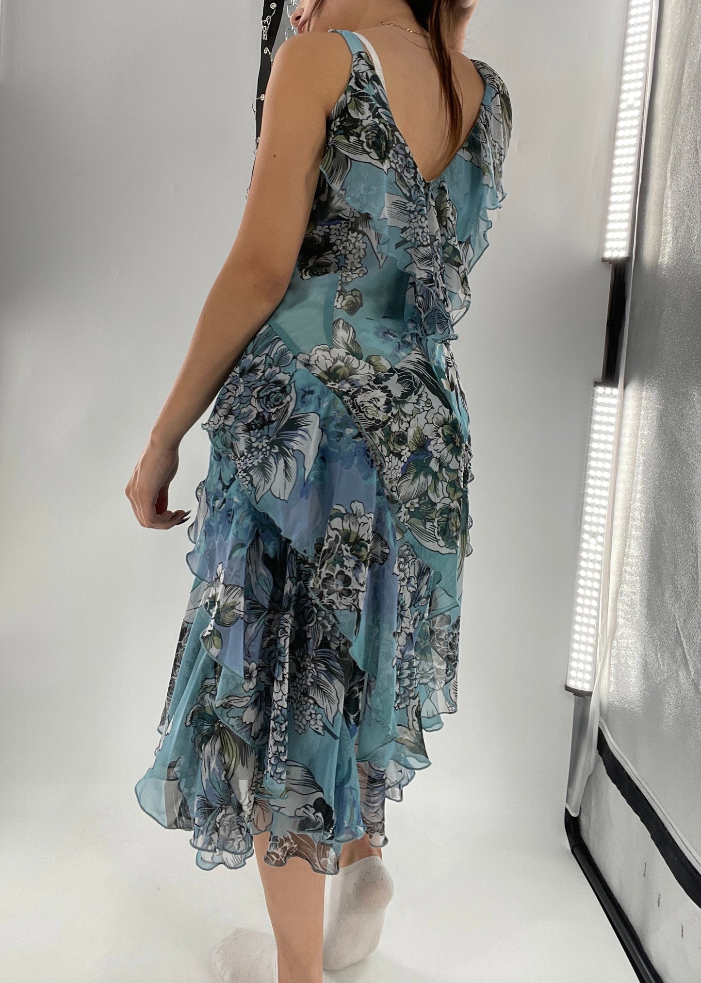 Vintage 1990s Blue Floral Ruffle Dress (M)