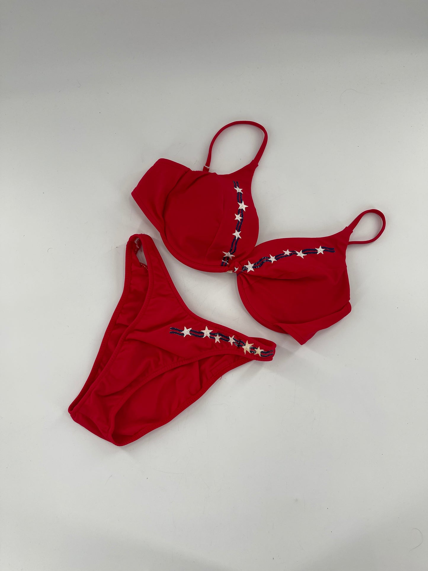 Vintage Venus 1980s/1990s Red Americana 2piece Swimsuit (Small Bottom D Top)