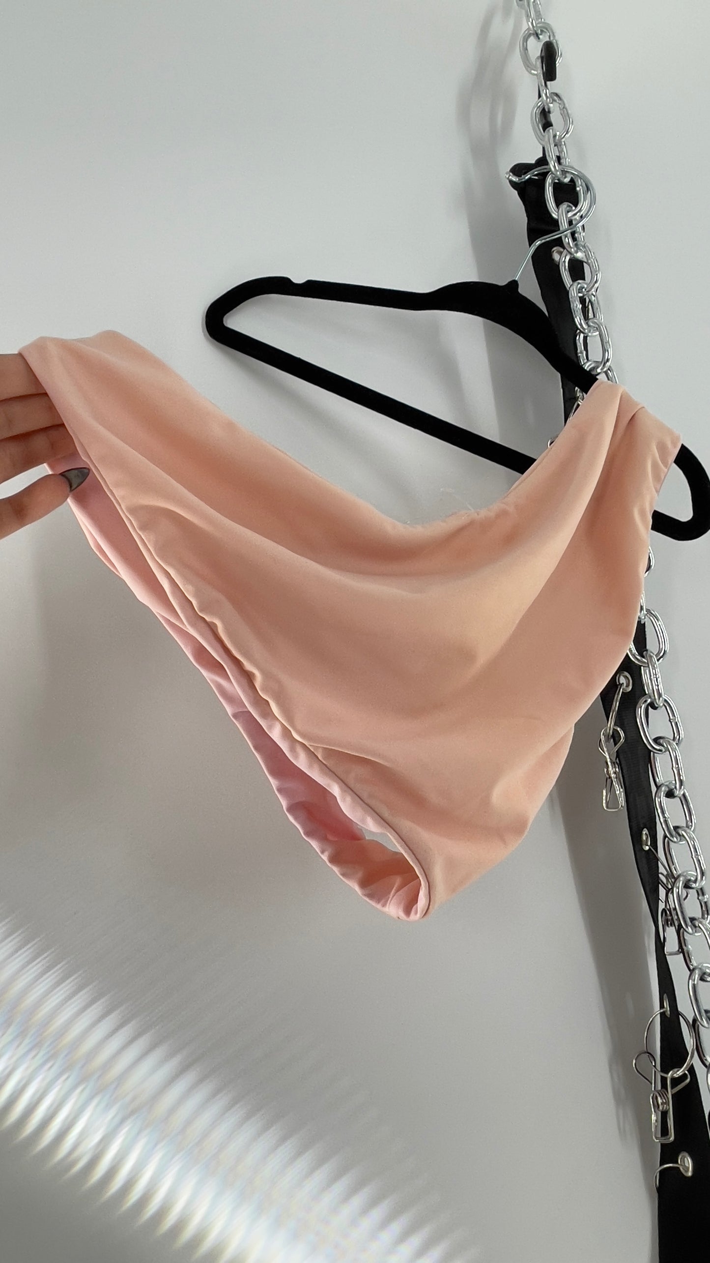 Seamless Baby Pink Swim Bottoms (Medium)