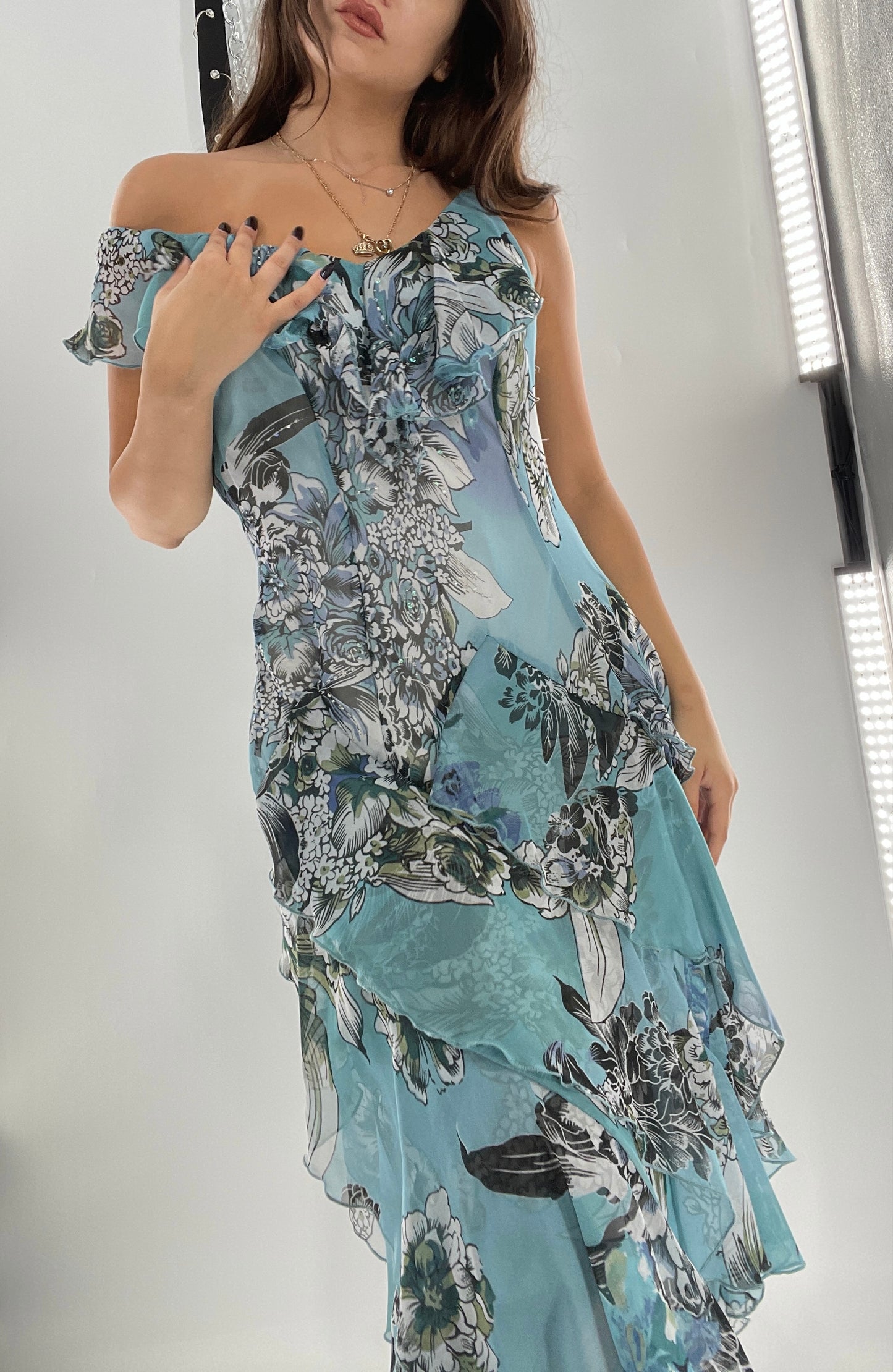 Vintage 1990s Blue Floral Ruffle Dress (M)