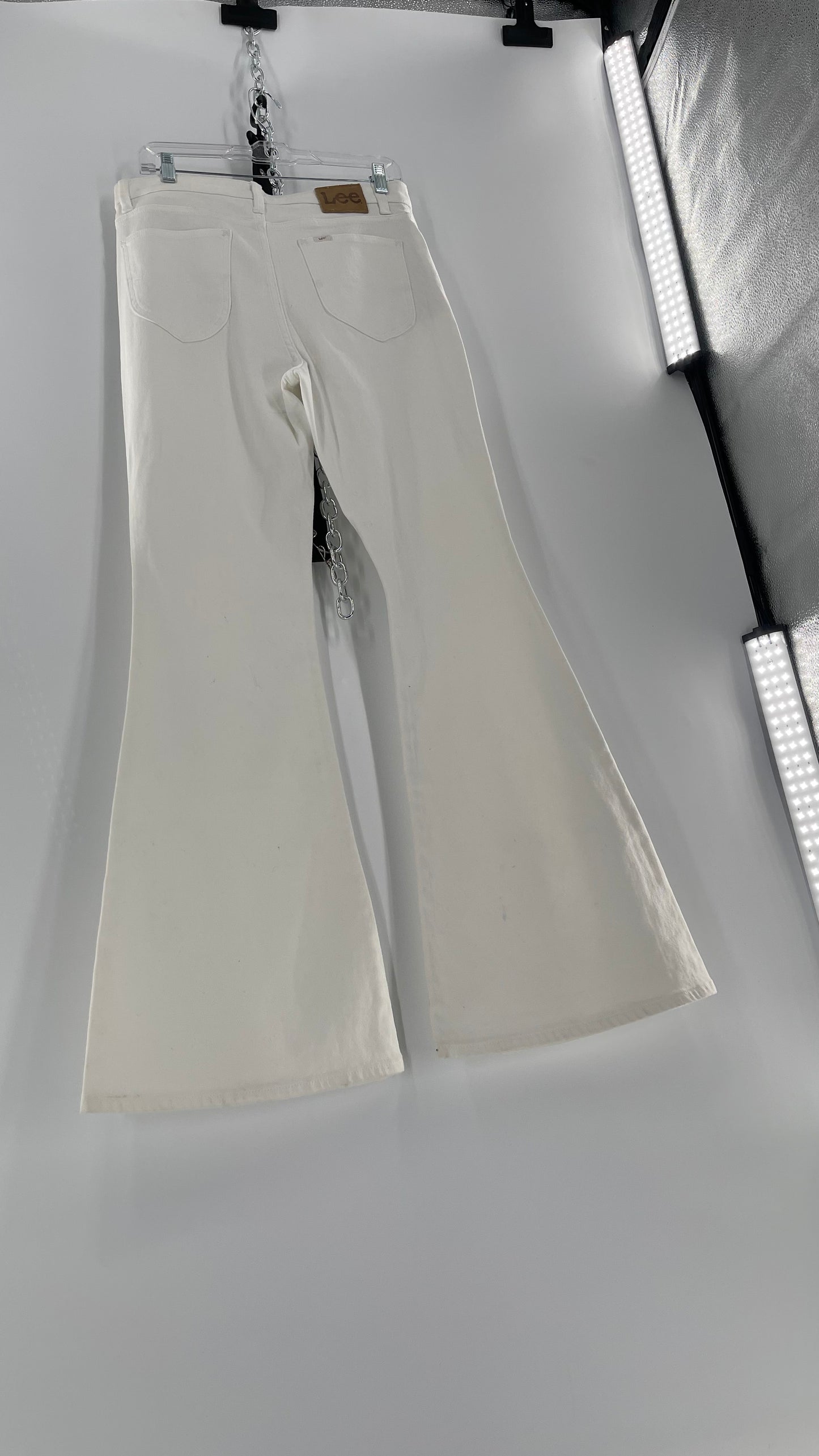 Free People X Lee White Denim Vintage Modern Flares (31)