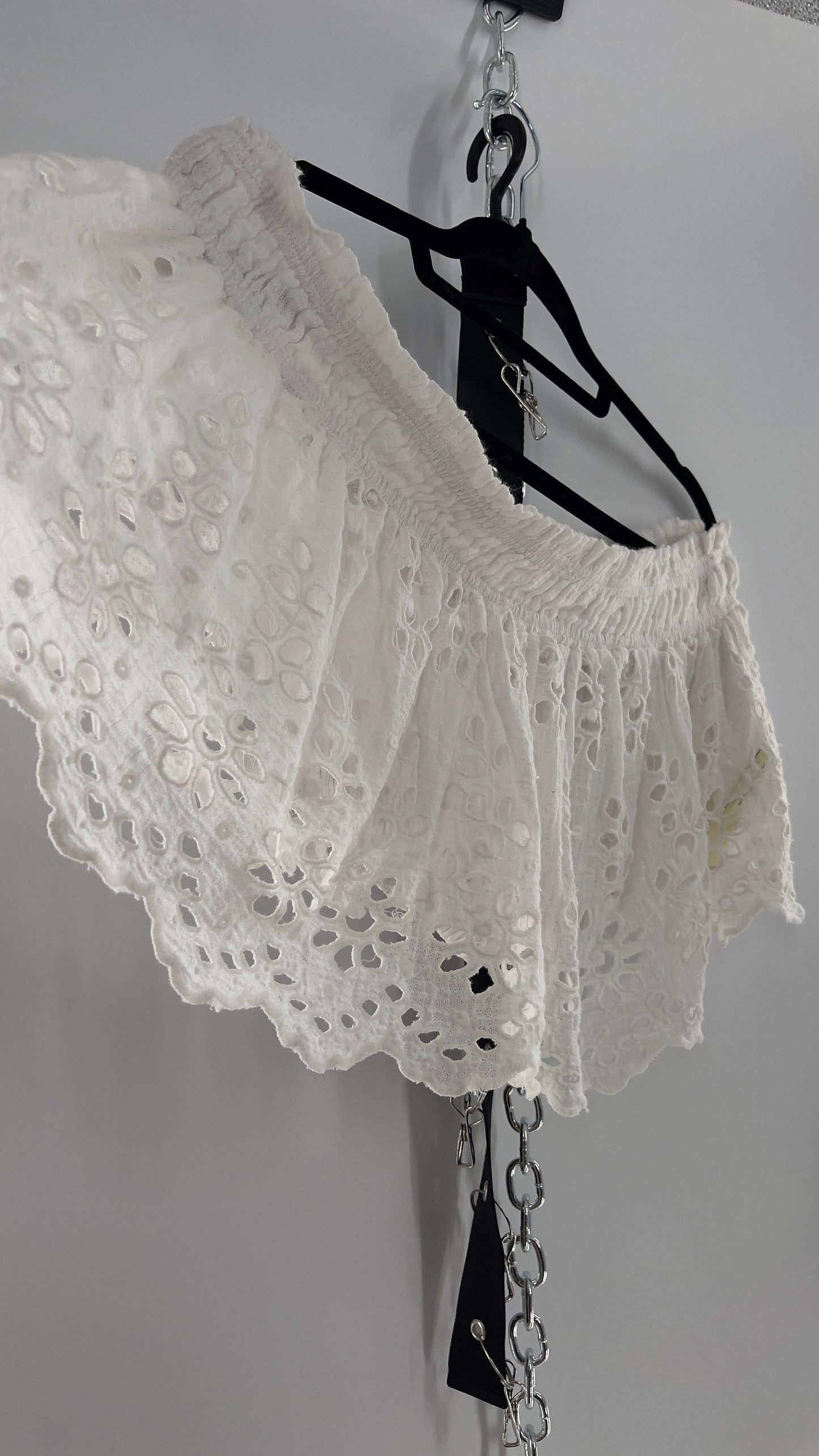 Free People Eyelet Cotton White Off the Shoulder Ruffle Bandeau (Medium)