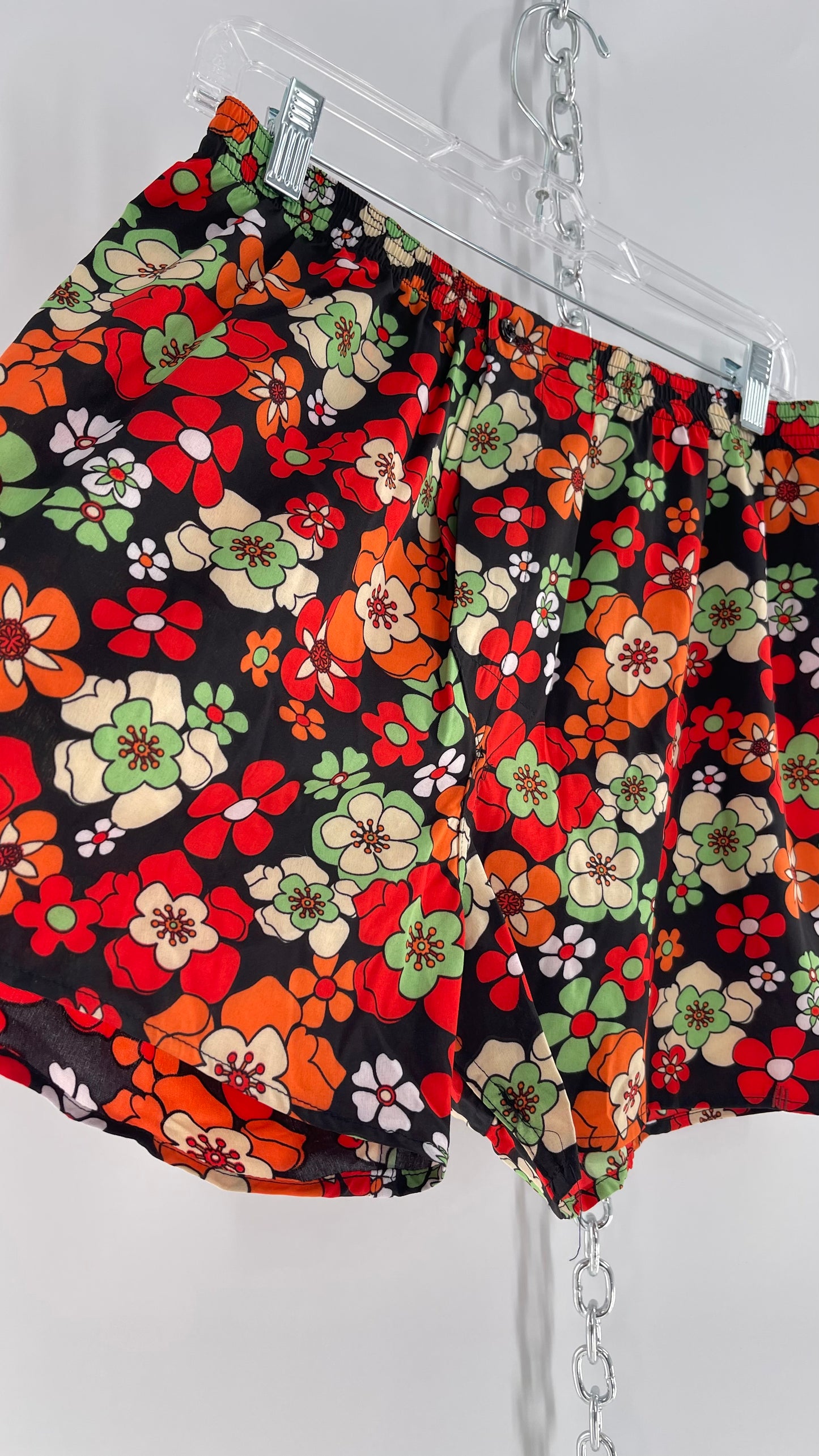 BDG Urban Outfitters Vintage Floral Contrast Shorts (Small)