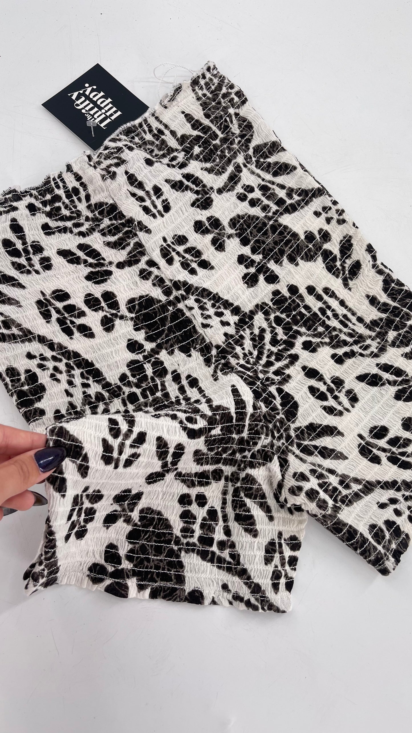 Free People White/Black Patterned Smocked Shorts (XS/S)