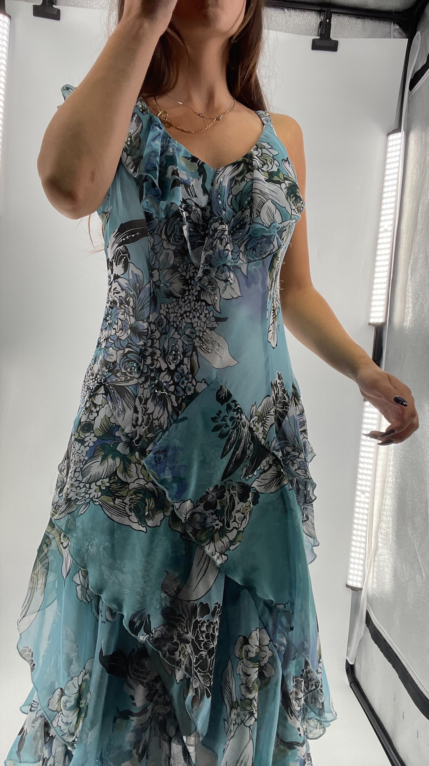 Vintage 1990s Blue Floral Ruffle Dress (M)